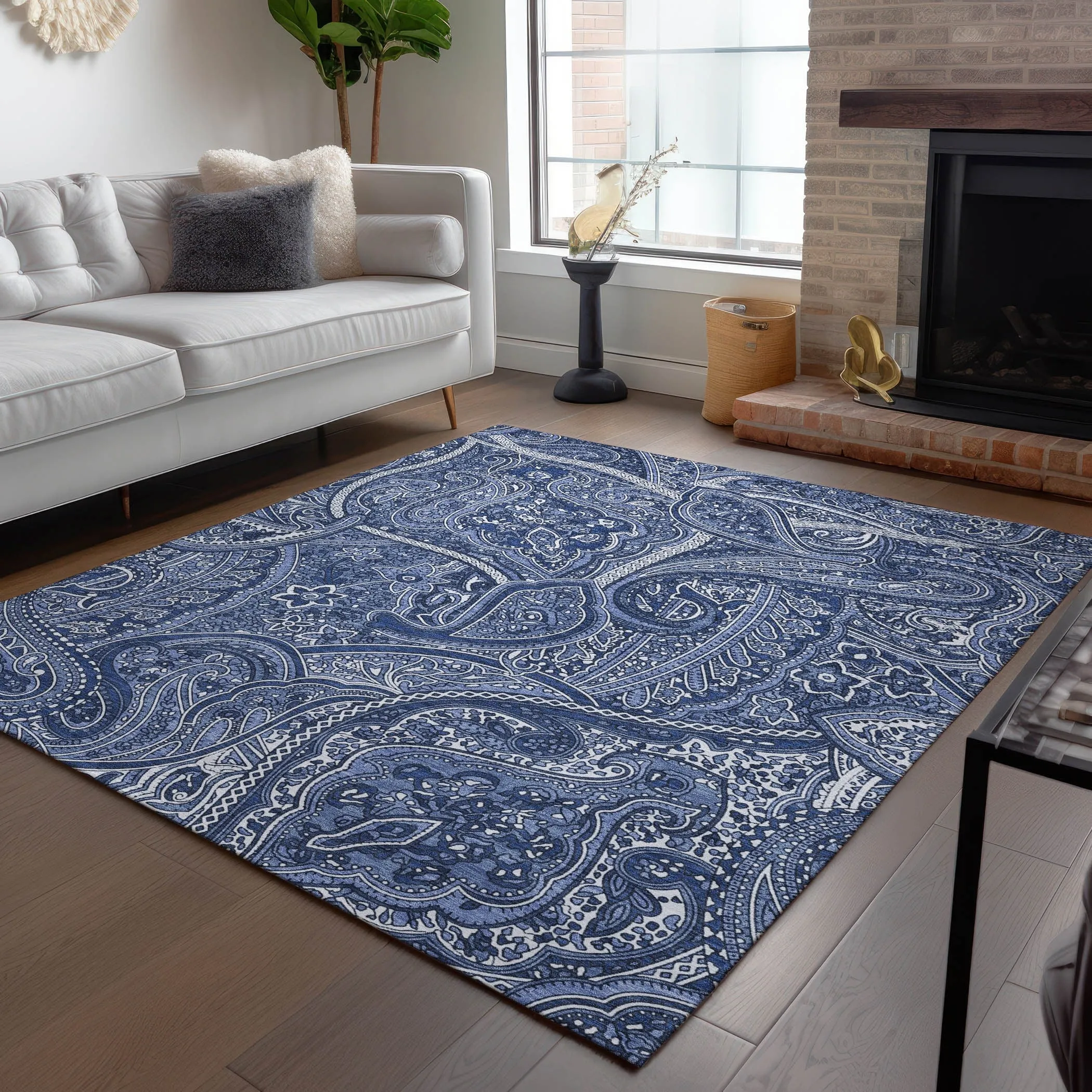 Machine Washable Indoor/ Outdoor Chantille Traditional Paisley Rug
