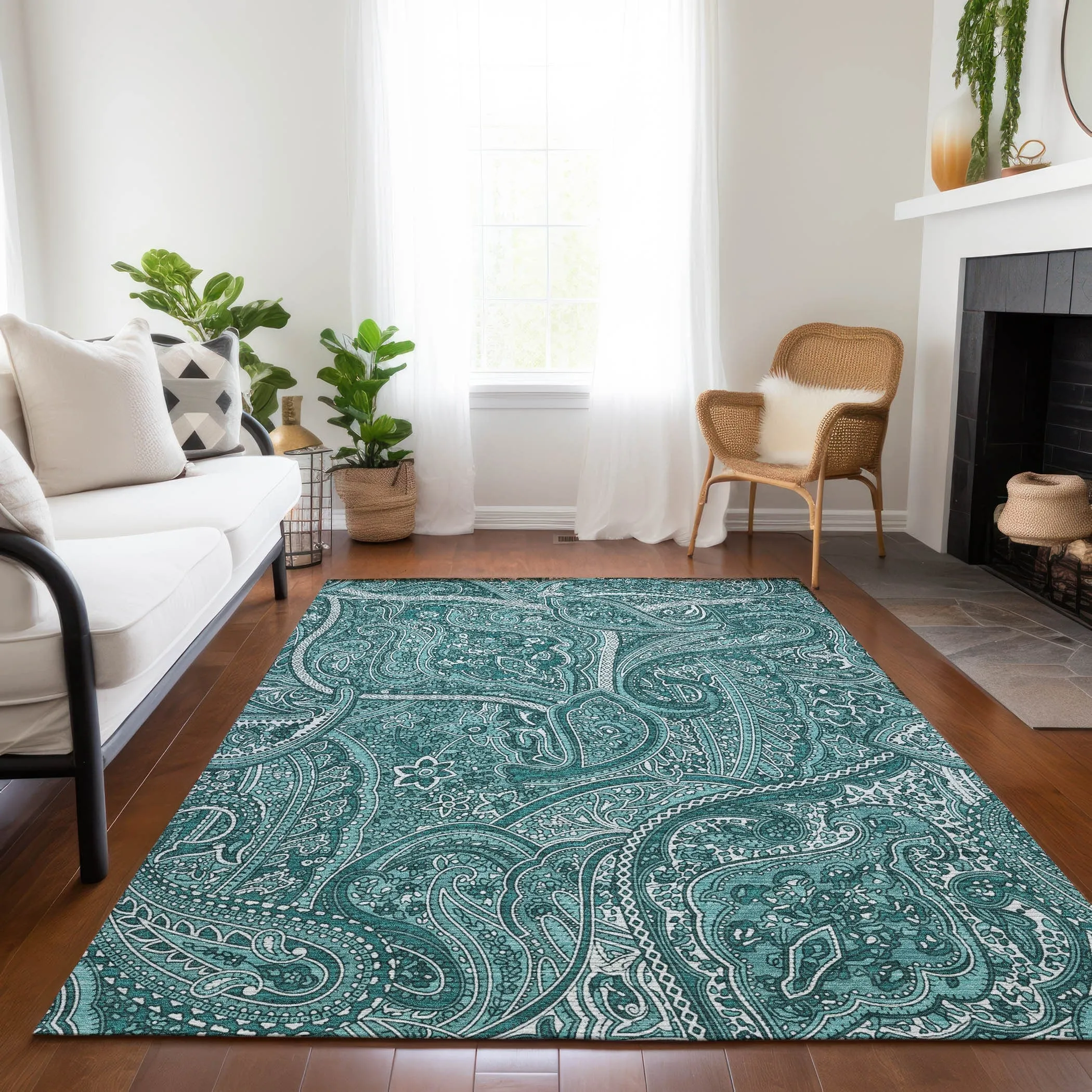 Machine Washable Indoor/ Outdoor Chantille Traditional Paisley Rug