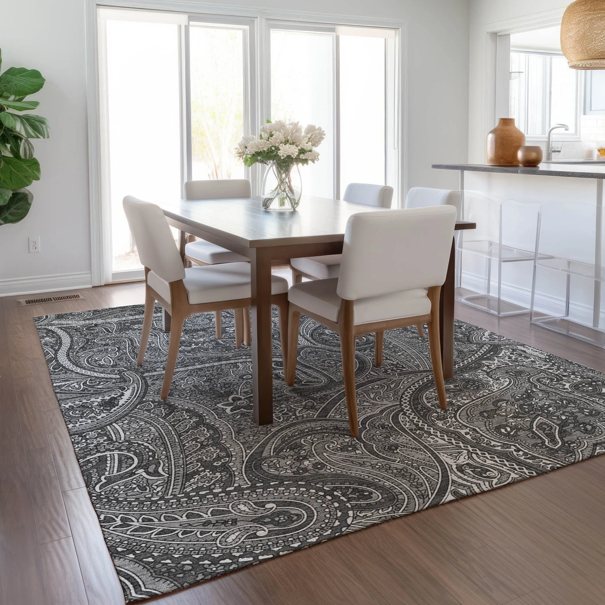 Machine Washable Indoor/ Outdoor Chantille Traditional Paisley Rug
