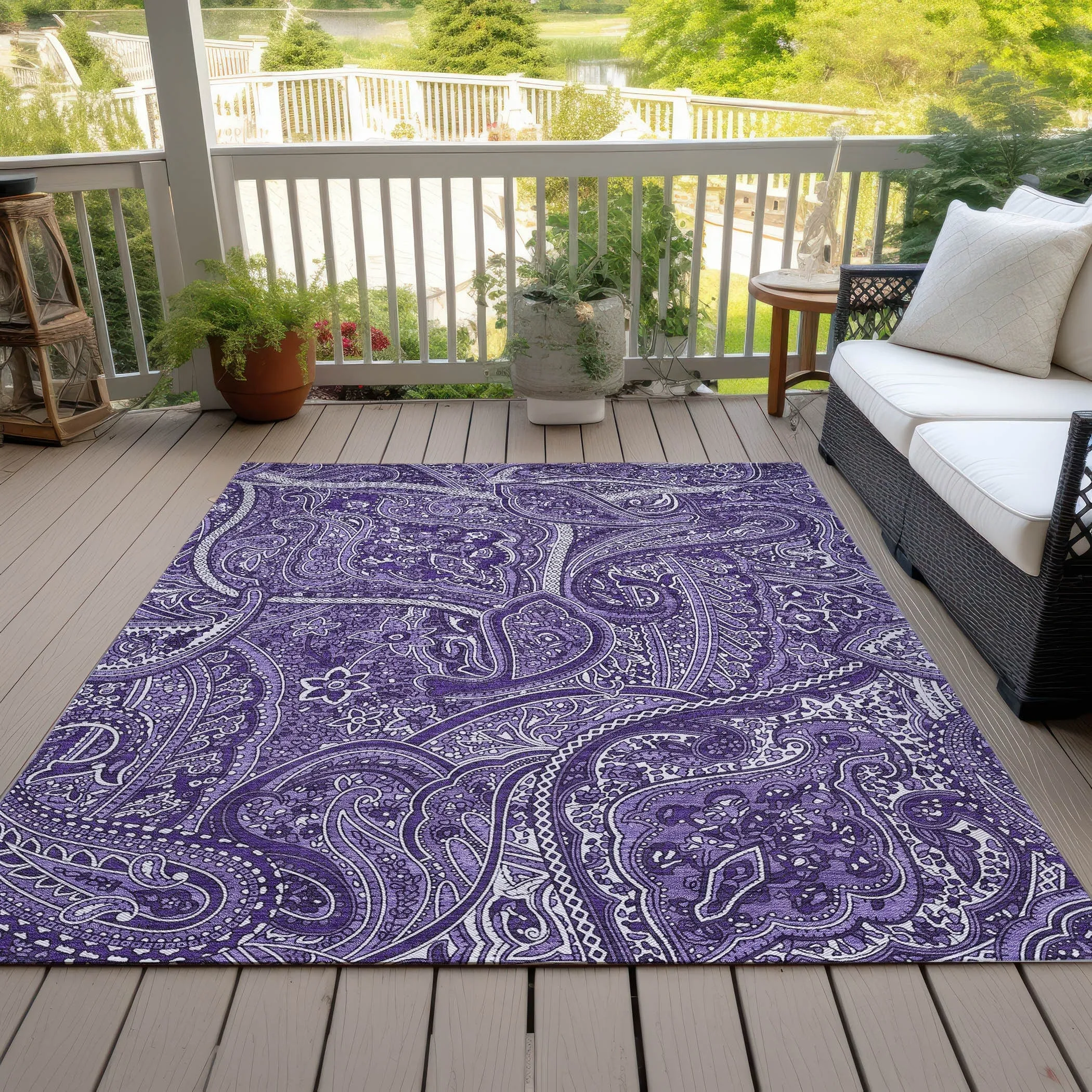 Machine Washable Indoor/ Outdoor Chantille Traditional Paisley Rug