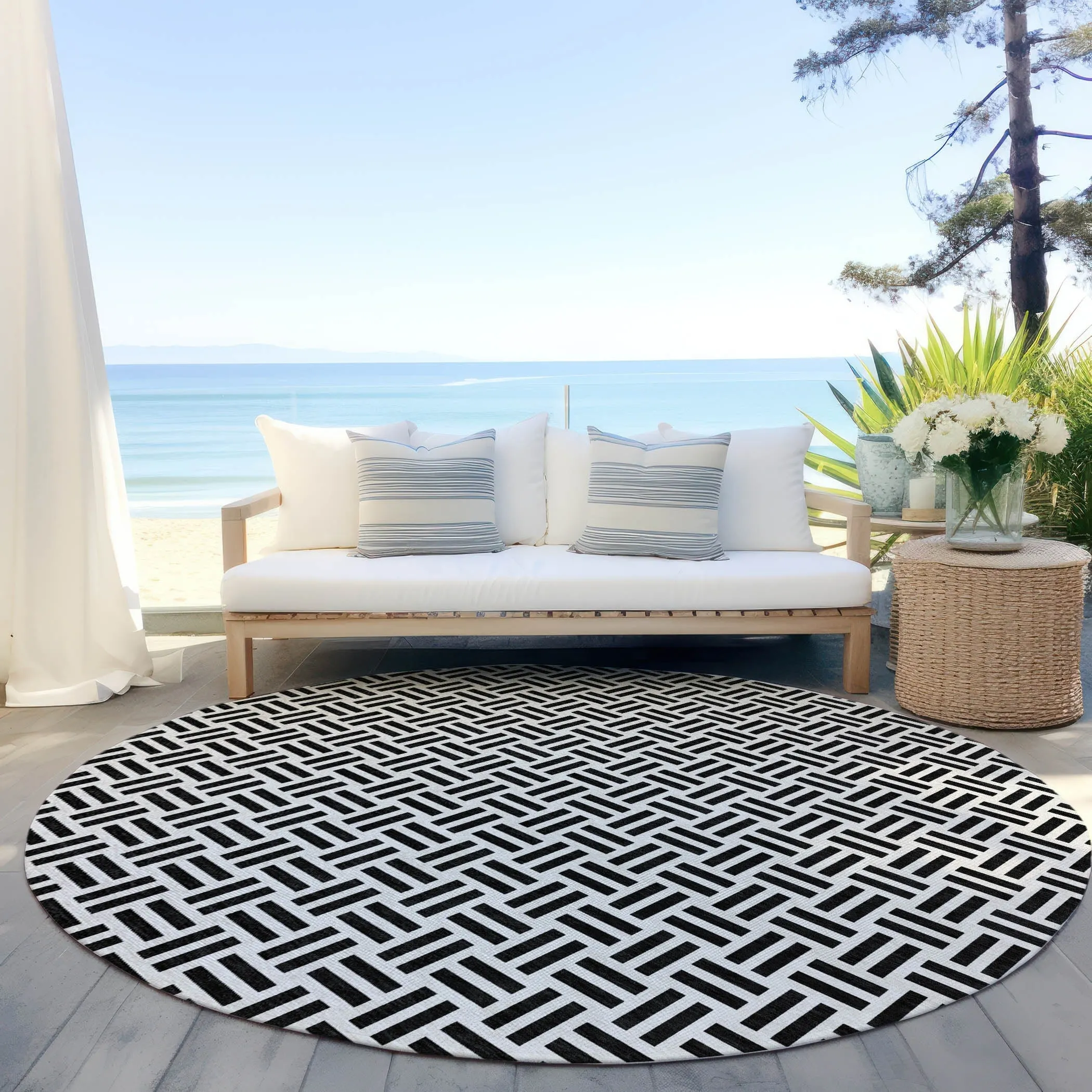 Machine Washable Indoor/ Outdoor Contemporary Basketweave Chantille Rug