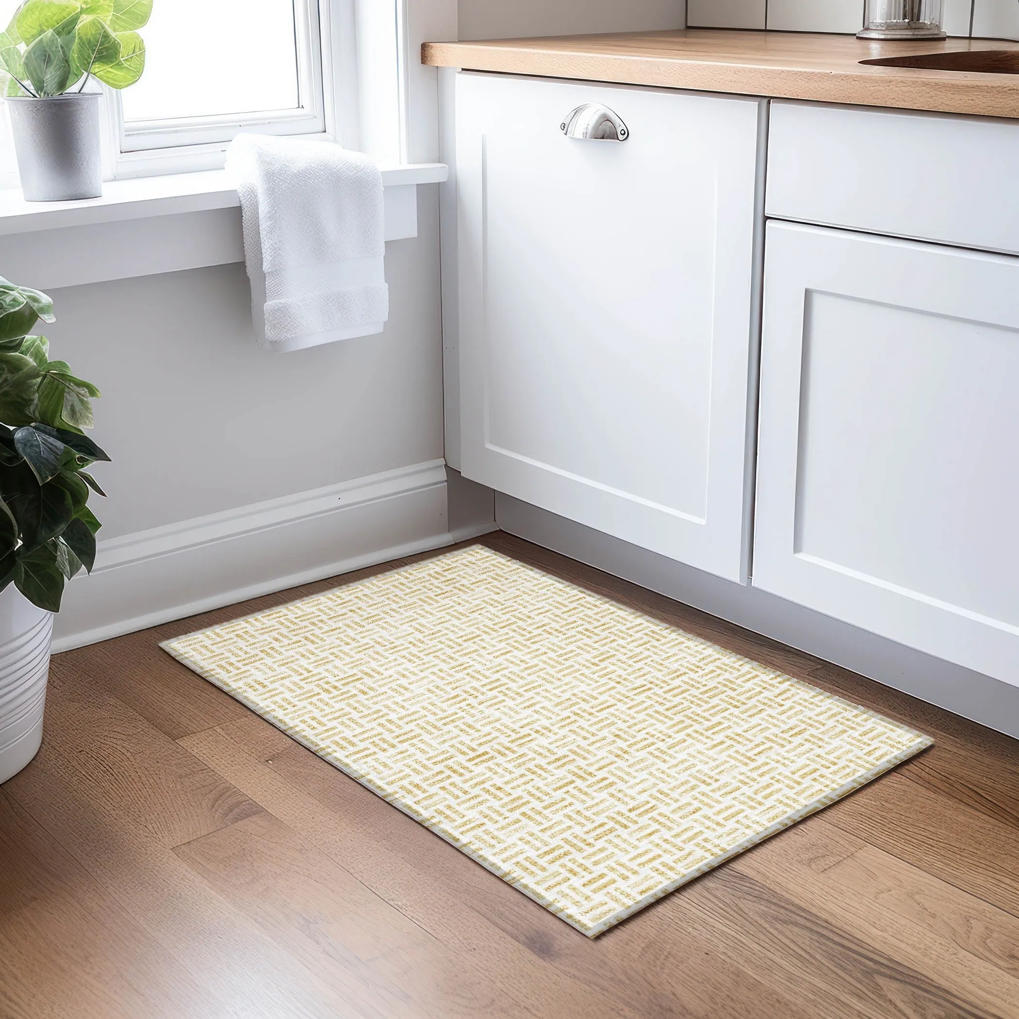 Machine Washable Indoor/ Outdoor Contemporary Basketweave Chantille Rug