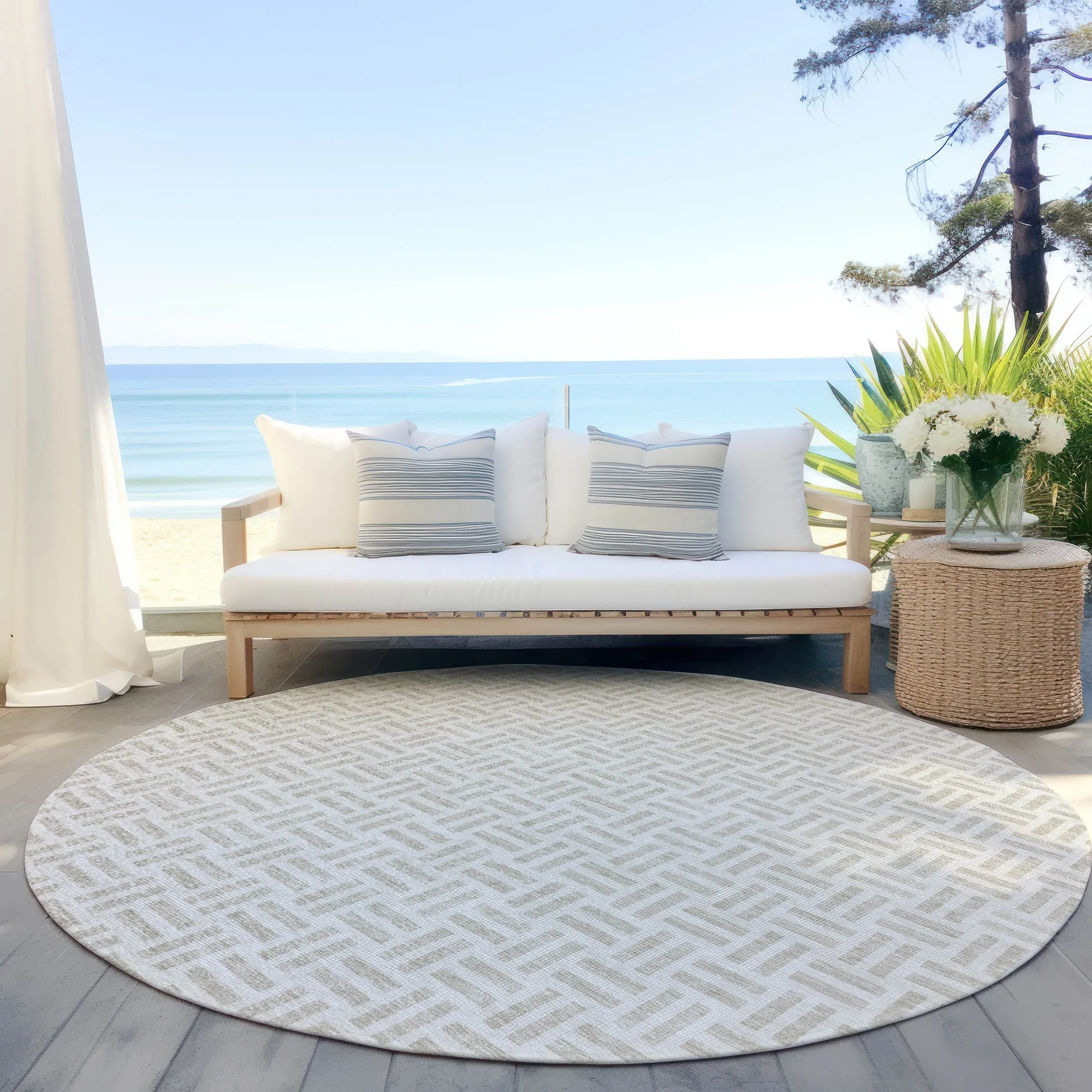 Machine Washable Indoor/ Outdoor Contemporary Basketweave Chantille Rug