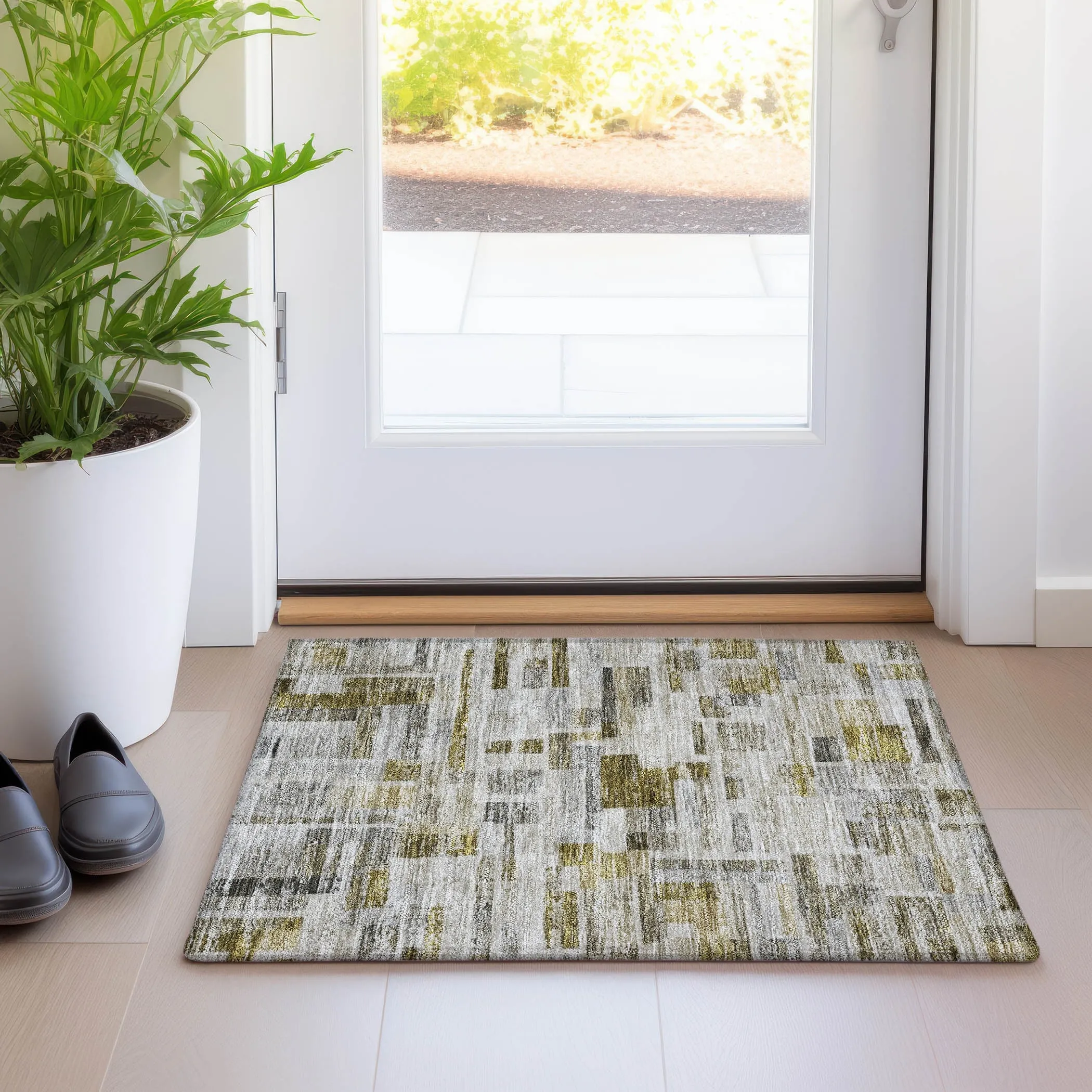 Machine Washable Indoor/ Outdoor Contemporary Chantille Rug