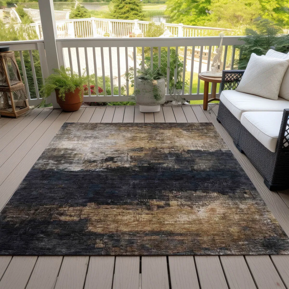 Machine Washable Indoor/ Outdoor Contemporary Chantille Rug