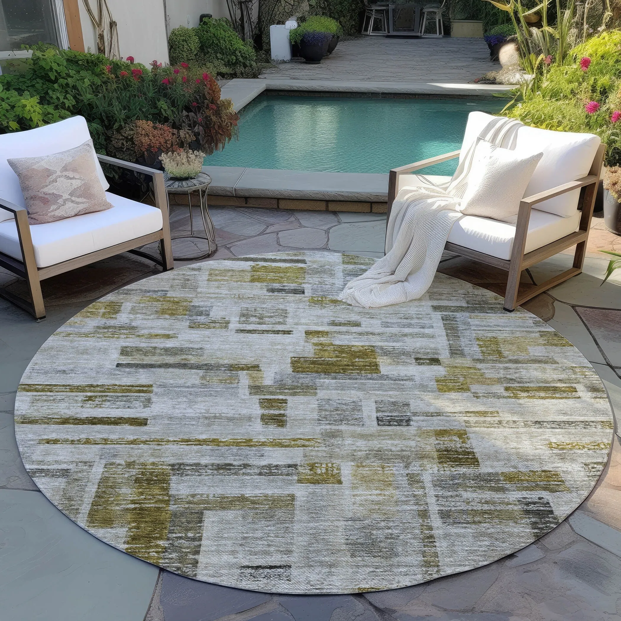 Machine Washable Indoor/ Outdoor Contemporary Chantille Rug