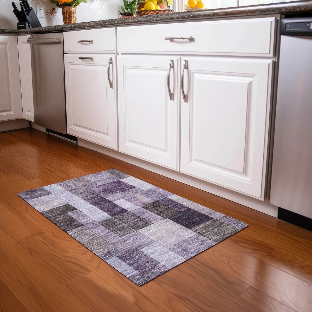 Machine Washable Indoor/ Outdoor Contemporary Geo Chantille Rug