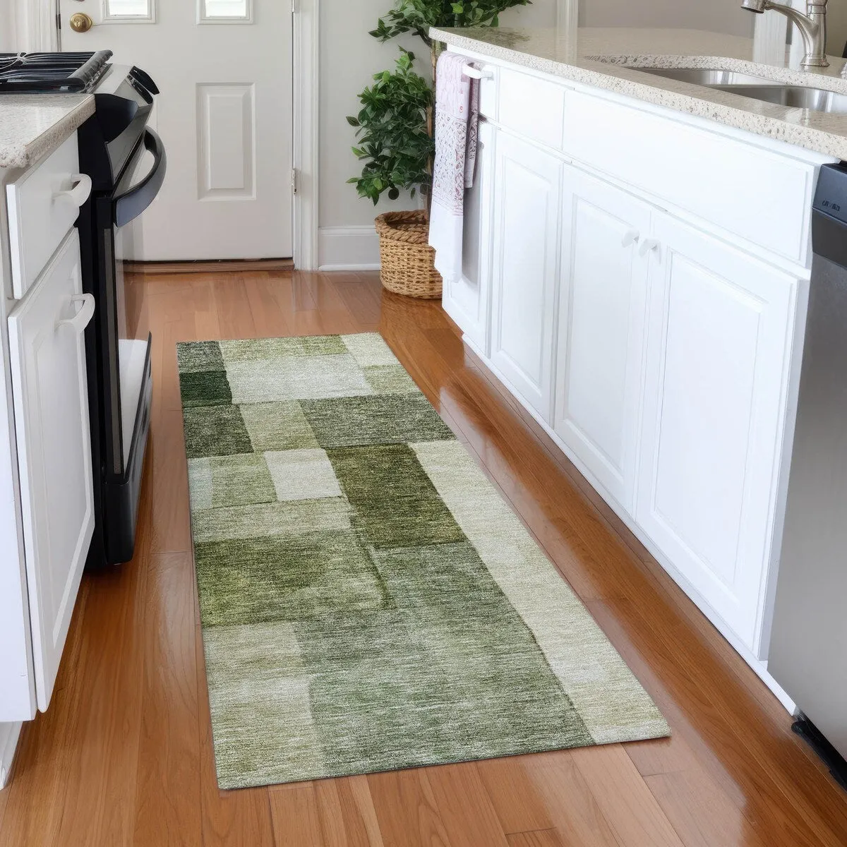 Machine Washable Indoor/ Outdoor Contemporary Geo Chantille Rug