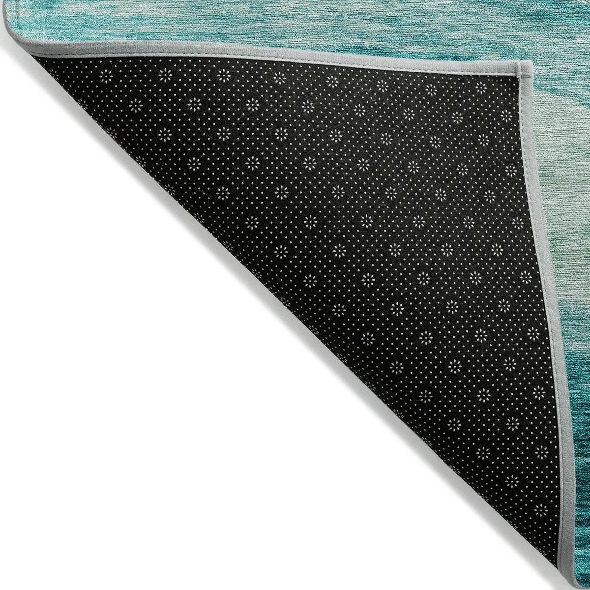 Machine Washable Indoor/ Outdoor Contemporary Waves Chantille Rug