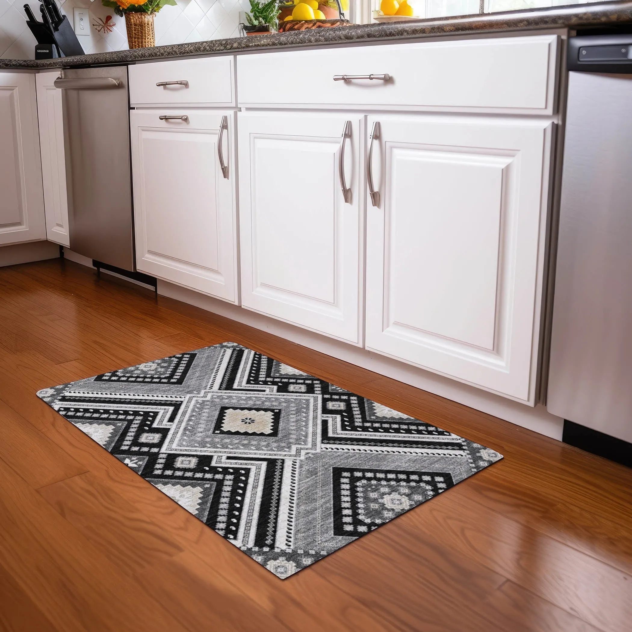Machine Washable Indoor/ Outdoor Global Boho Chantille Rug