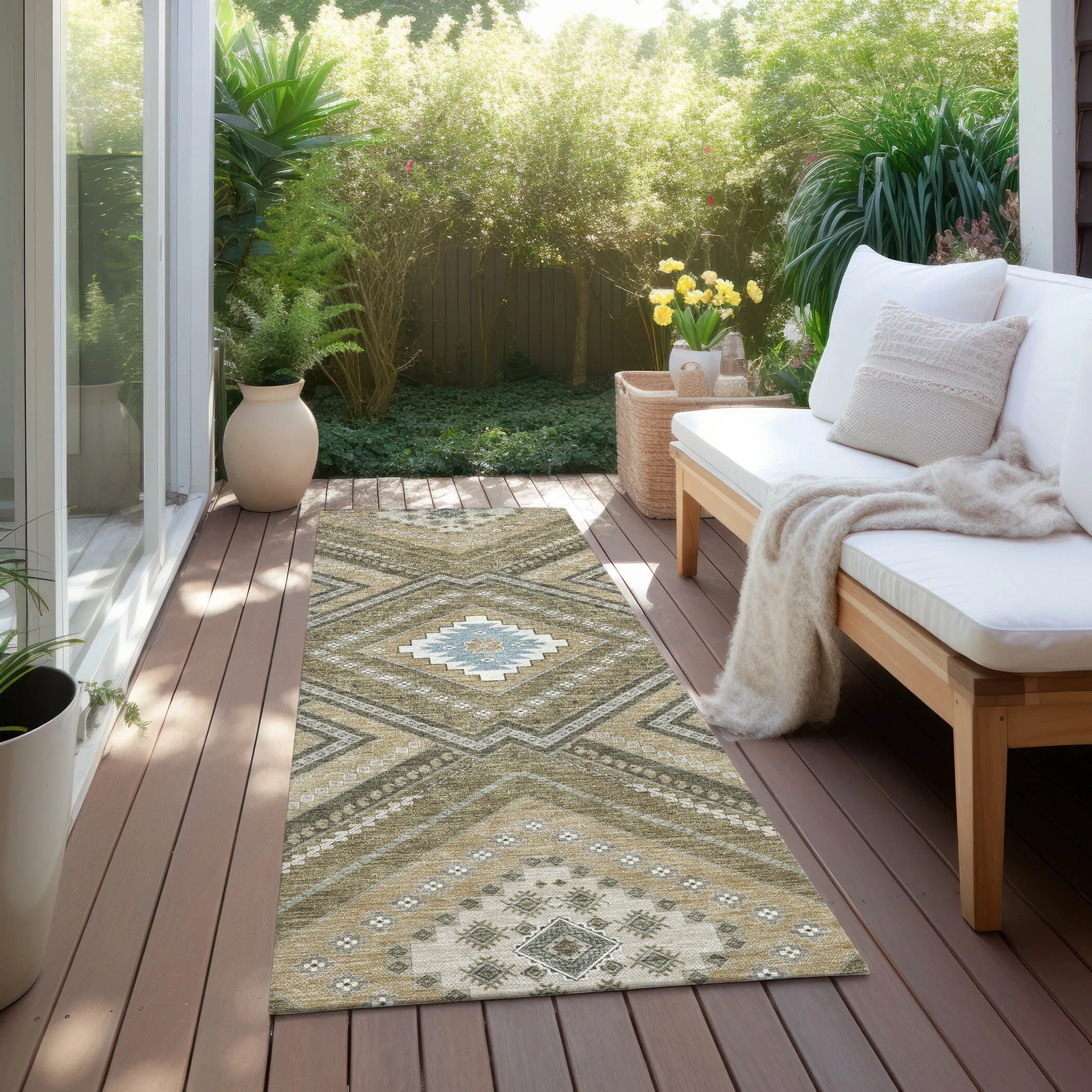 Machine Washable Indoor/ Outdoor Global Boho Chantille Rug