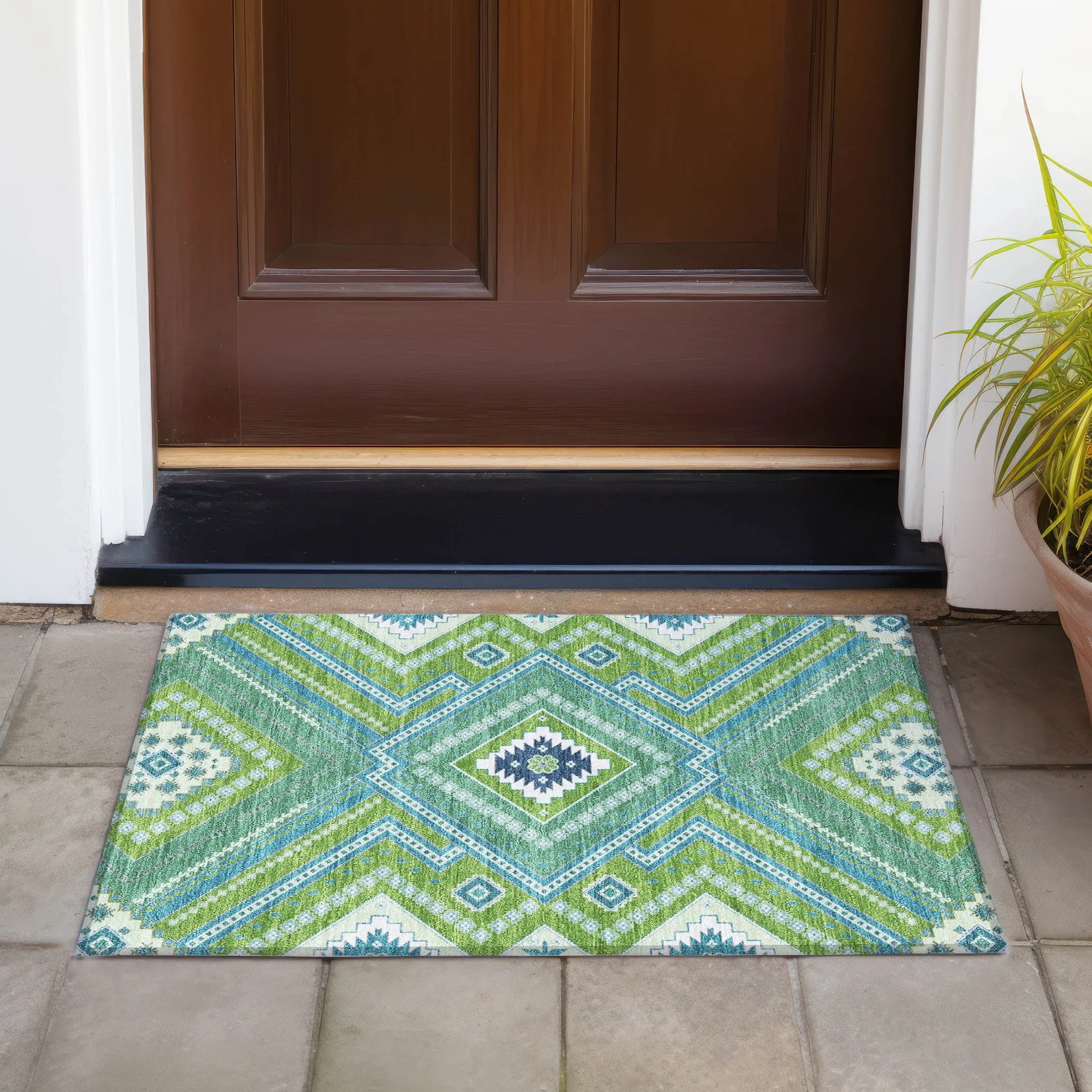 Machine Washable Indoor/ Outdoor Global Boho Chantille Rug