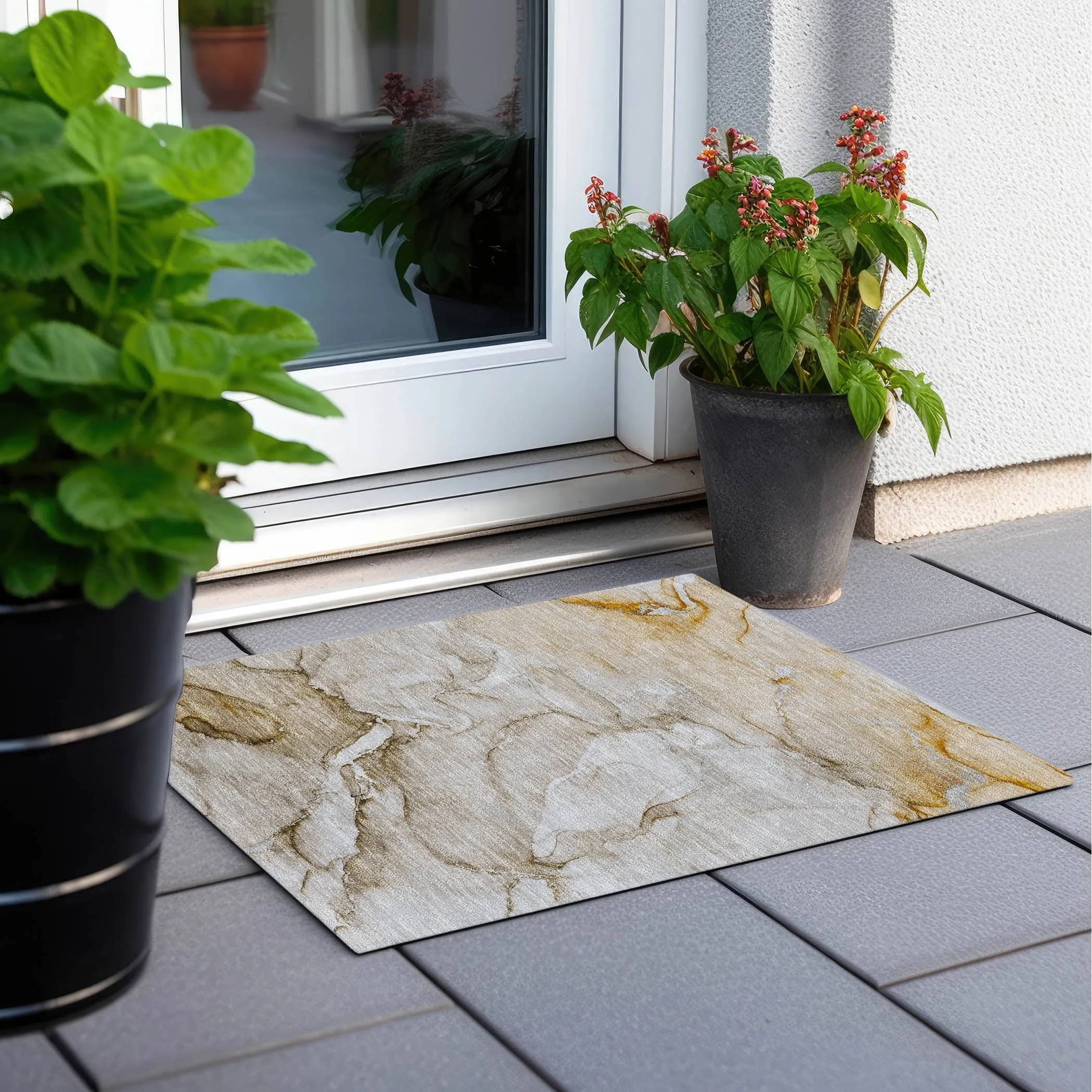 Machine Washable Indoor/ Outdoor Marble Chantille Rug