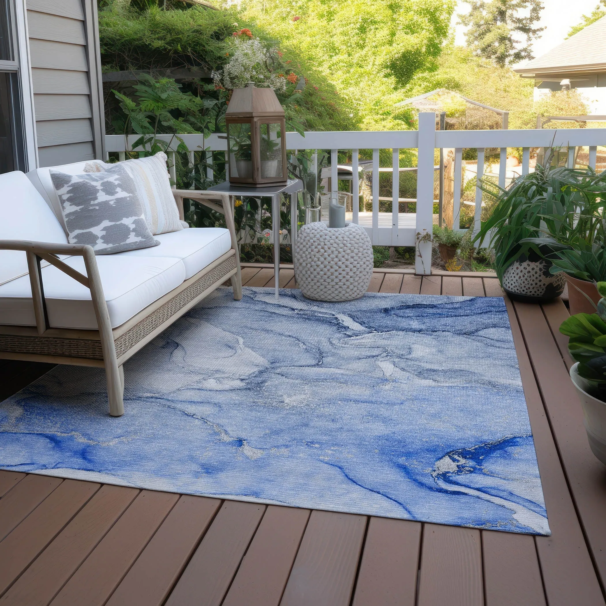 Machine Washable Indoor/ Outdoor Marble Chantille Rug