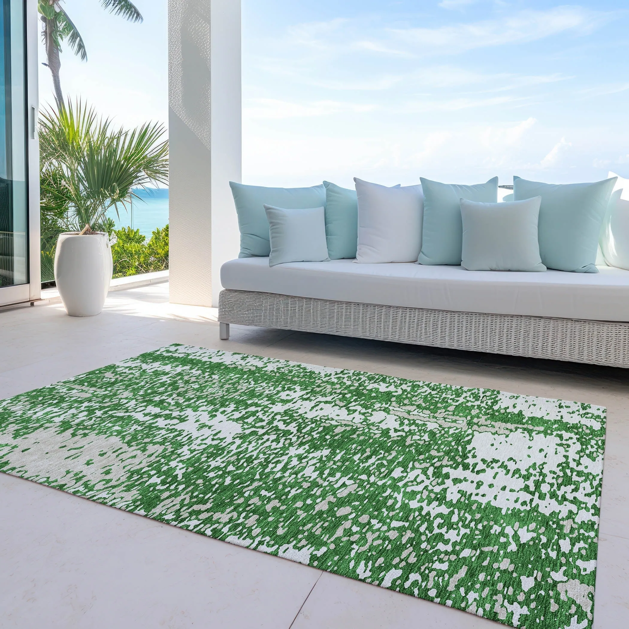 Machine Washable Indoor/ Outdoor Modern Abstract Chantille Rug