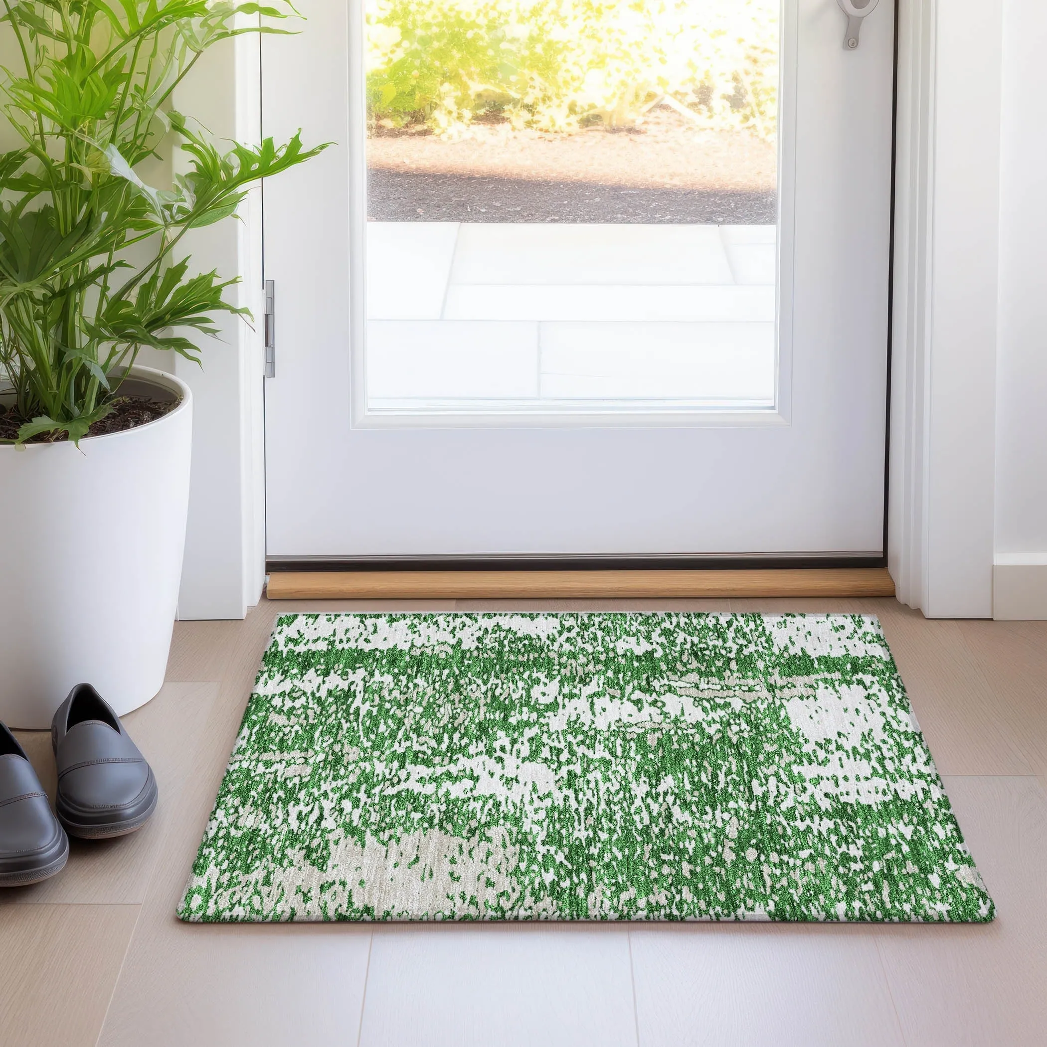 Machine Washable Indoor/ Outdoor Modern Abstract Chantille Rug
