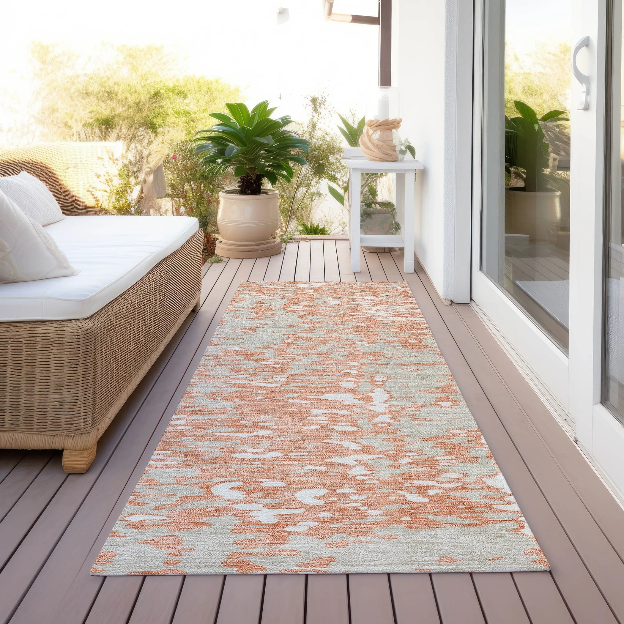 Machine Washable Indoor/ Outdoor Modern Abstract Chantille Rug