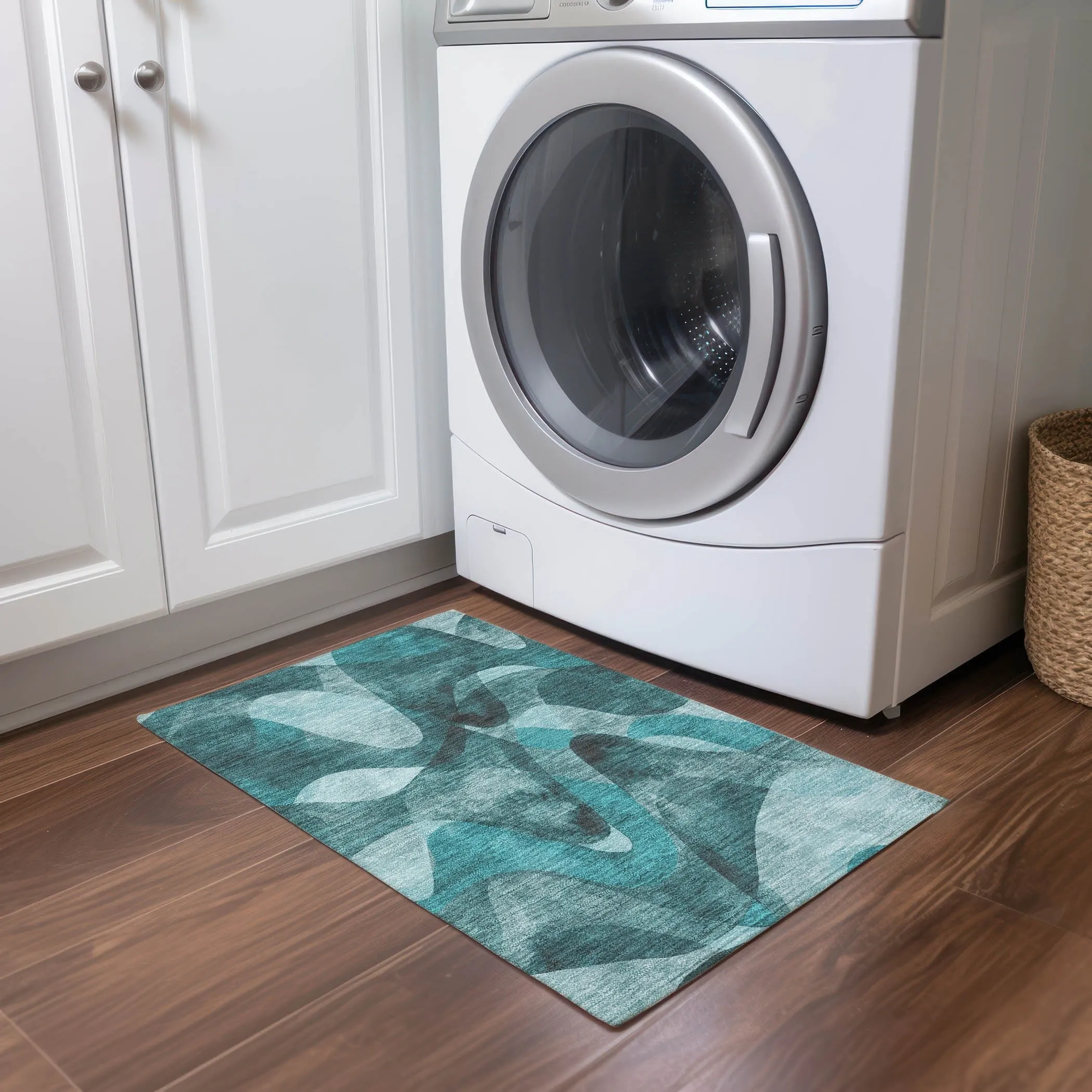 Machine Washable Indoor/ Outdoor Modern Chantille Rug