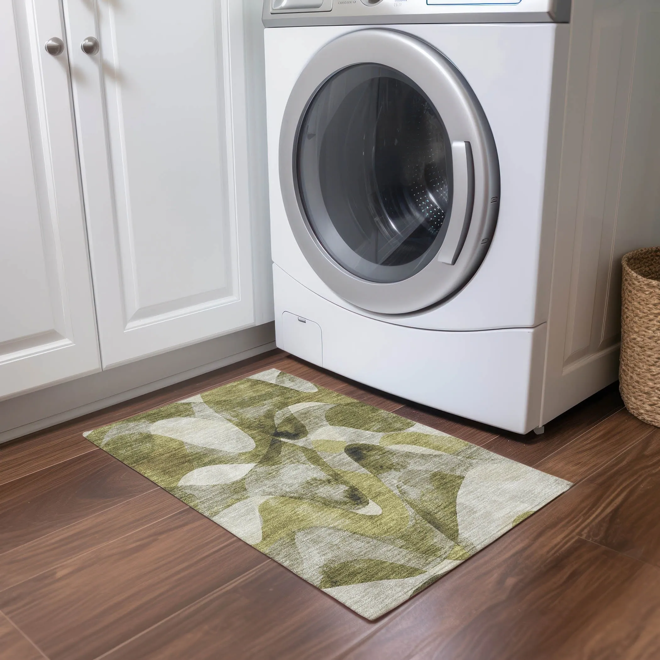Machine Washable Indoor/ Outdoor Modern Chantille Rug