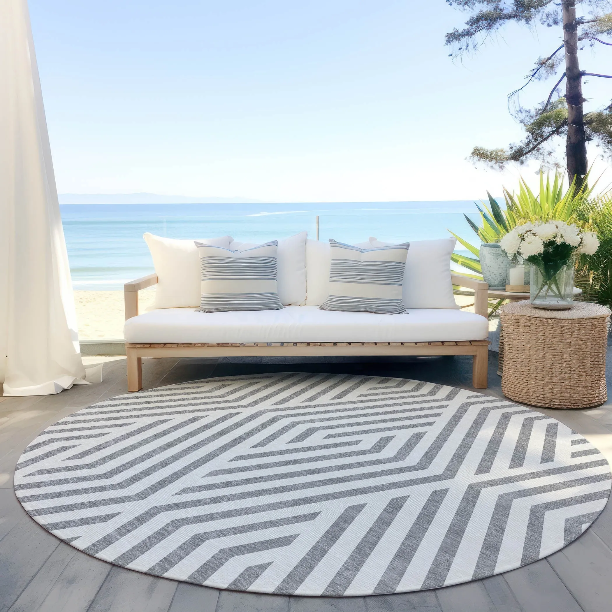 Machine Washable Indoor/ Outdoor Modern Diamonds Chantille Rug