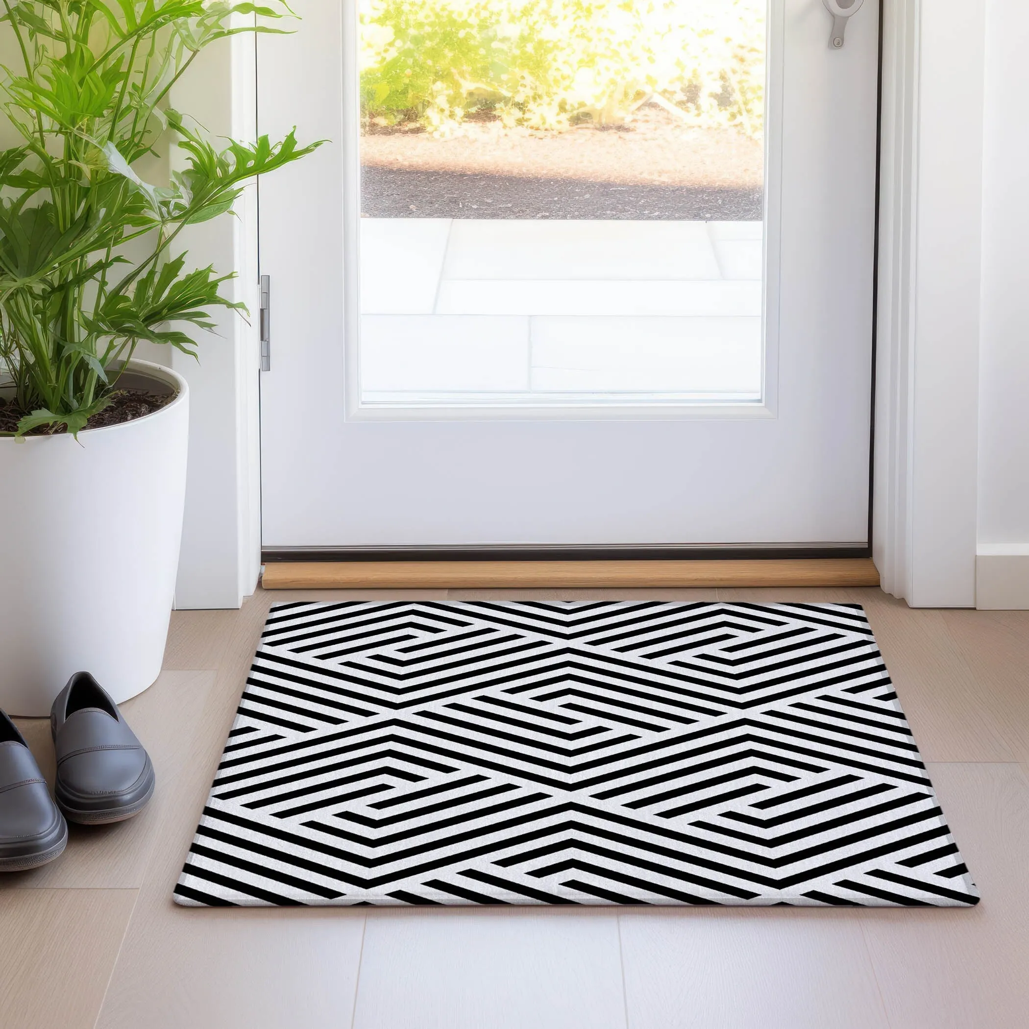 Machine Washable Indoor/ Outdoor Modern Diamonds Chantille Rug