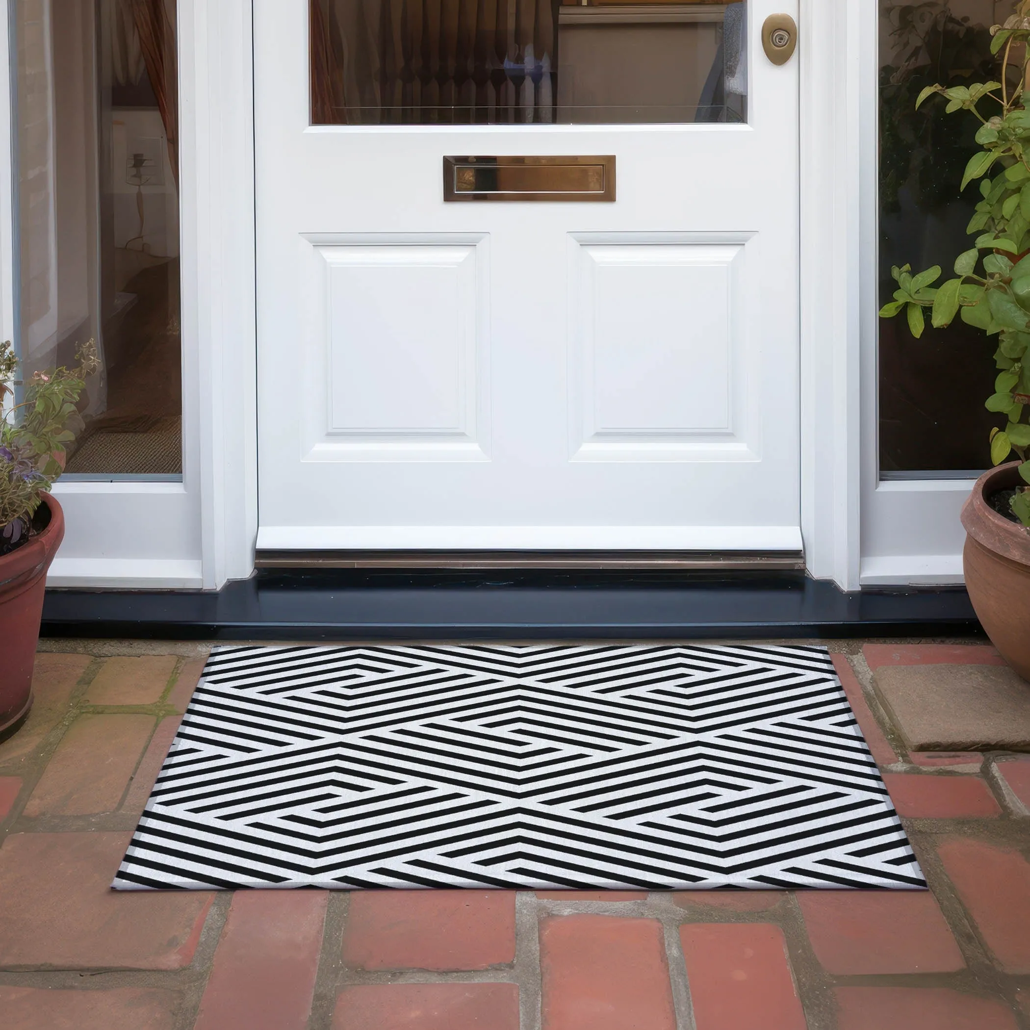 Machine Washable Indoor/ Outdoor Modern Diamonds Chantille Rug