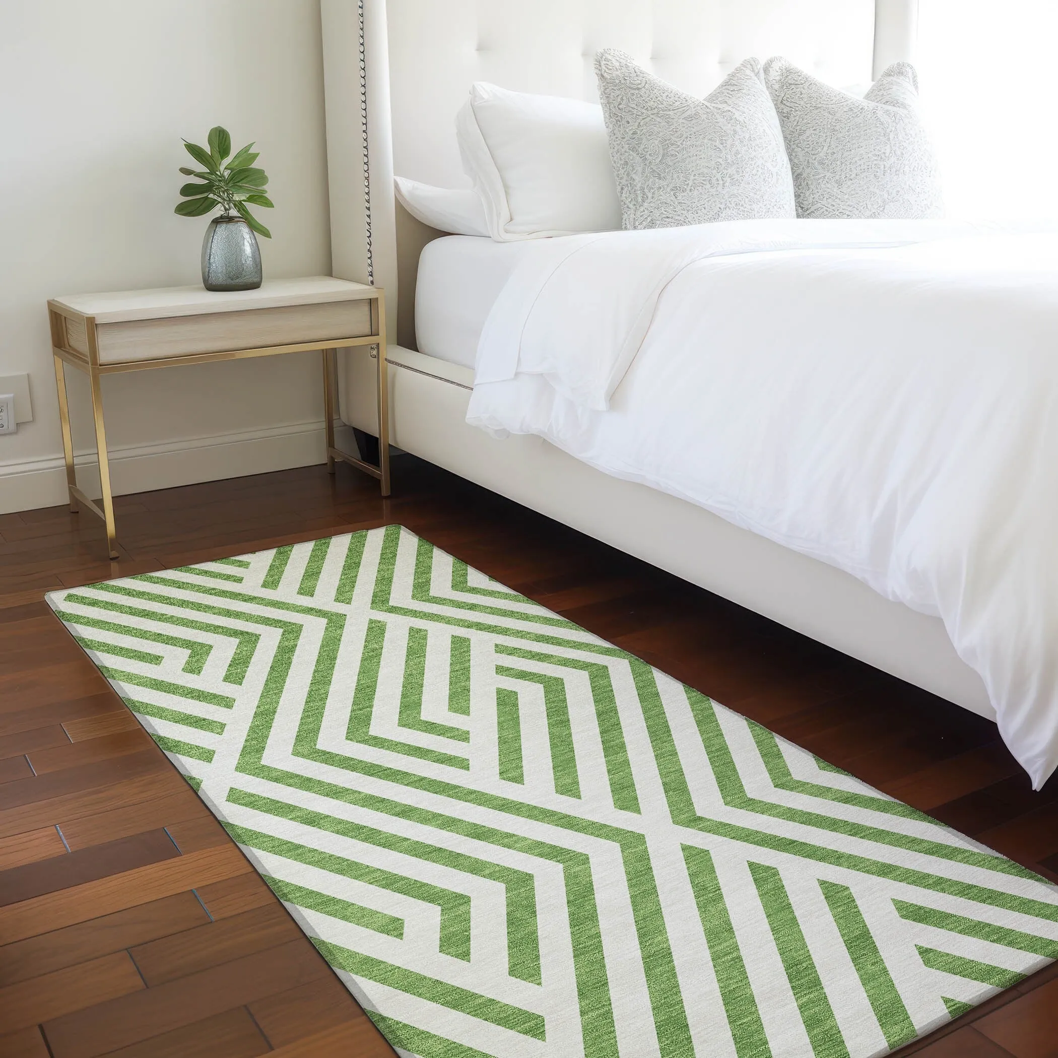 Machine Washable Indoor/ Outdoor Modern Diamonds Chantille Rug