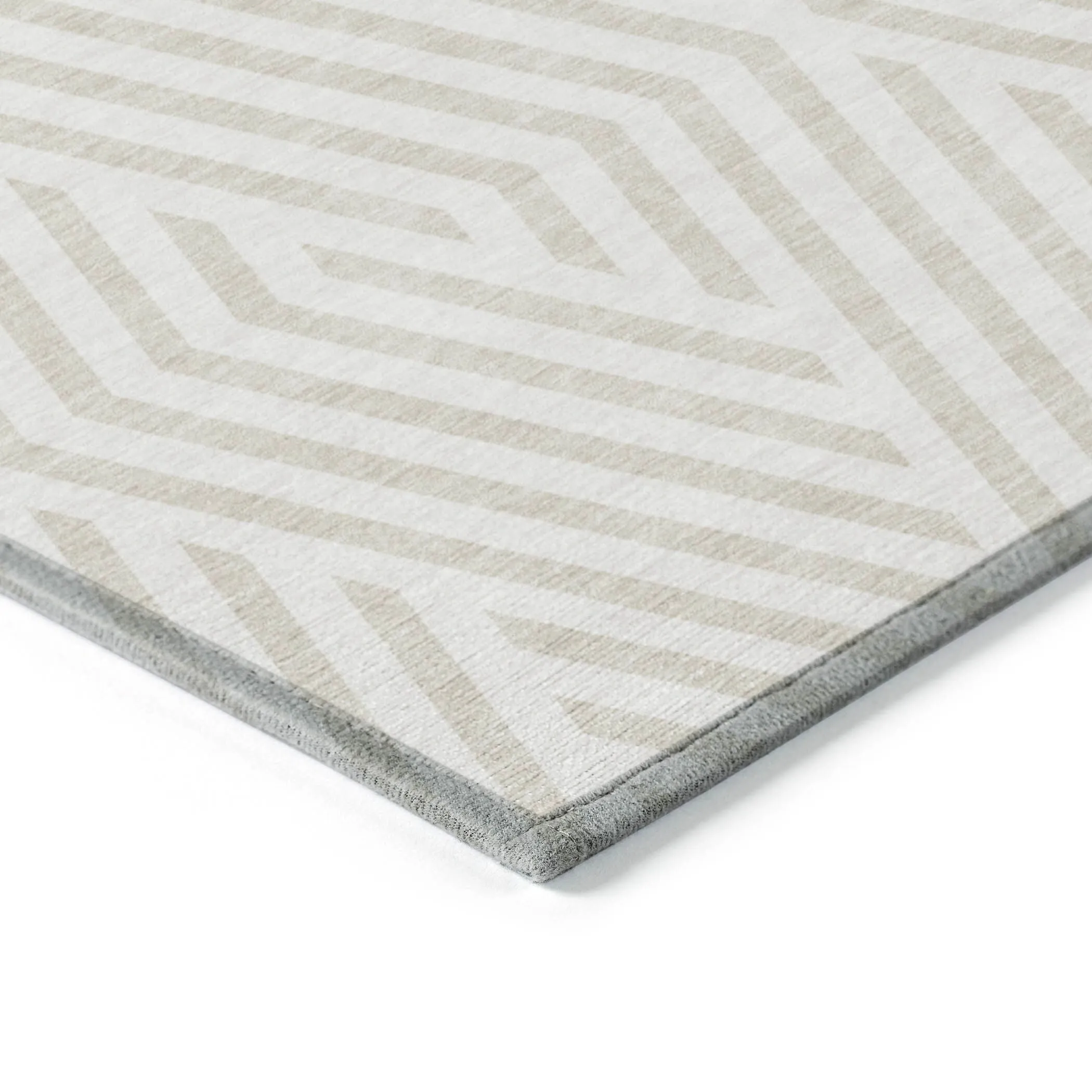 Machine Washable Indoor/ Outdoor Modern Diamonds Chantille Rug