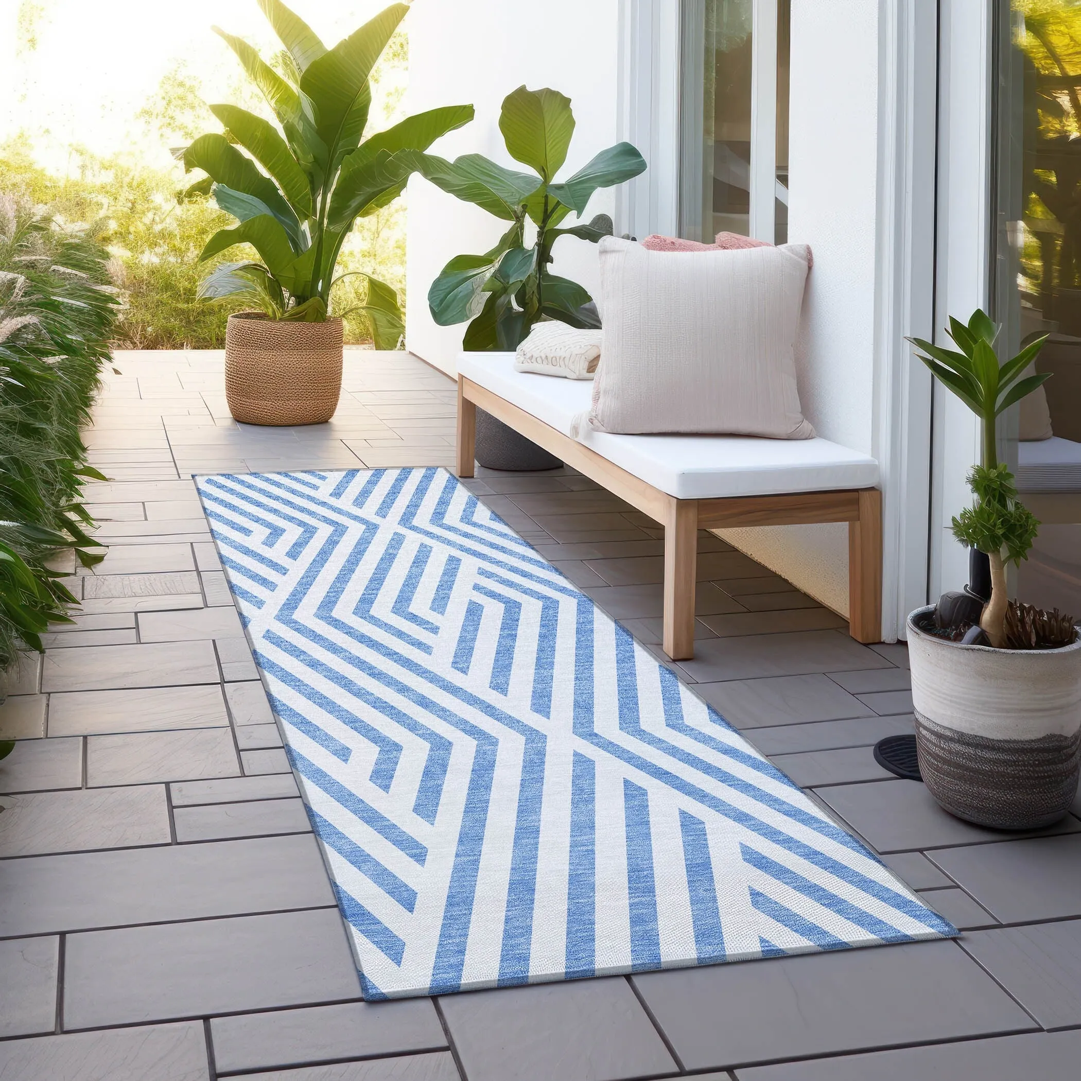 Machine Washable Indoor/ Outdoor Modern Diamonds Chantille Rug