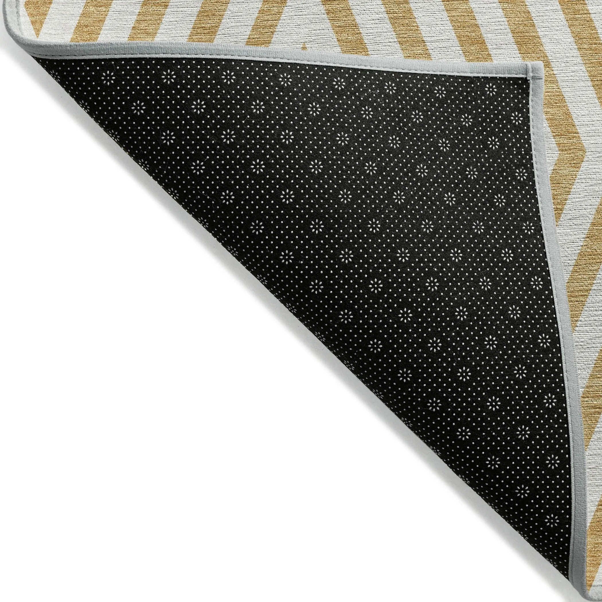Machine Washable Indoor/ Outdoor Modern Diamonds Chantille Rug