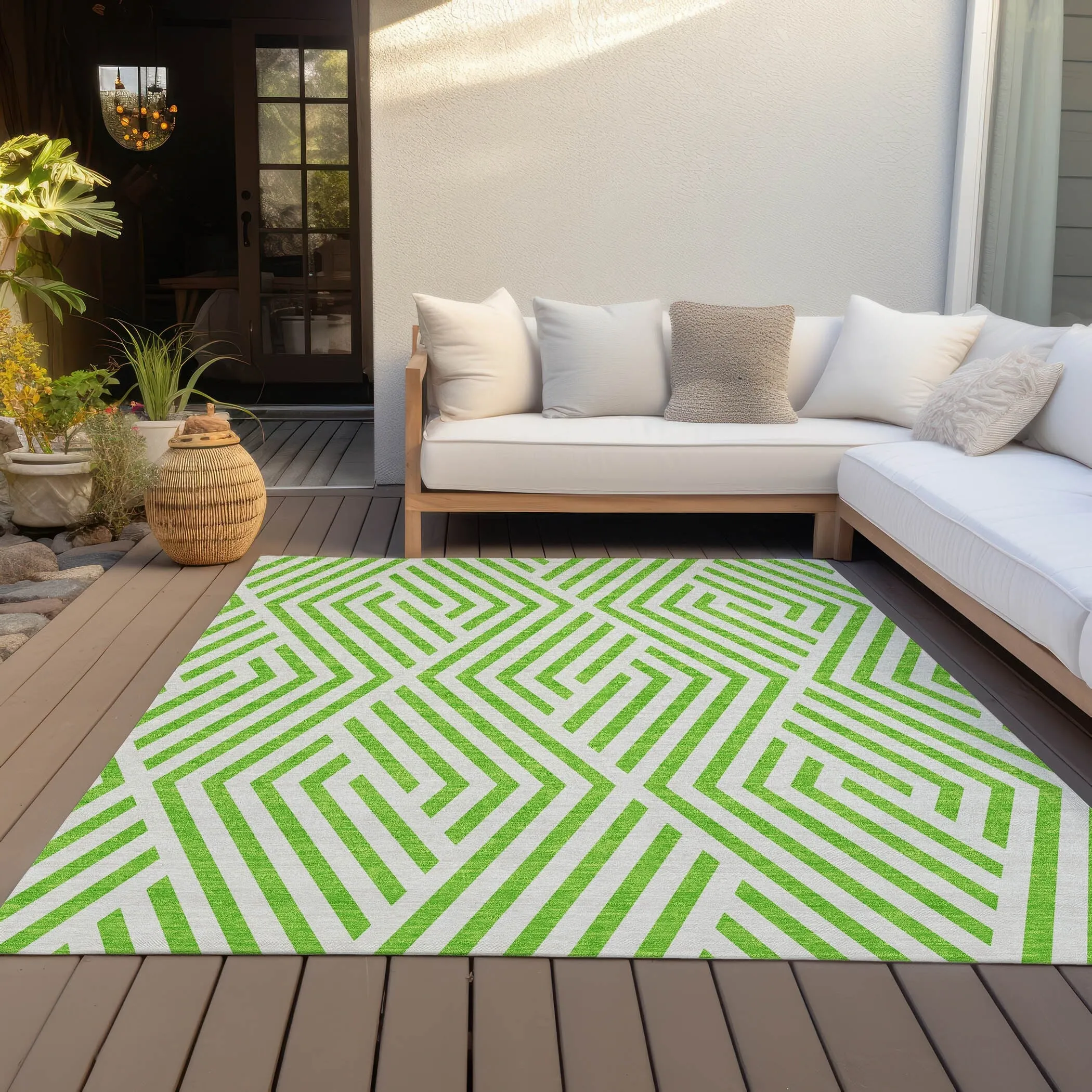 Machine Washable Indoor/ Outdoor Modern Diamonds Chantille Rug