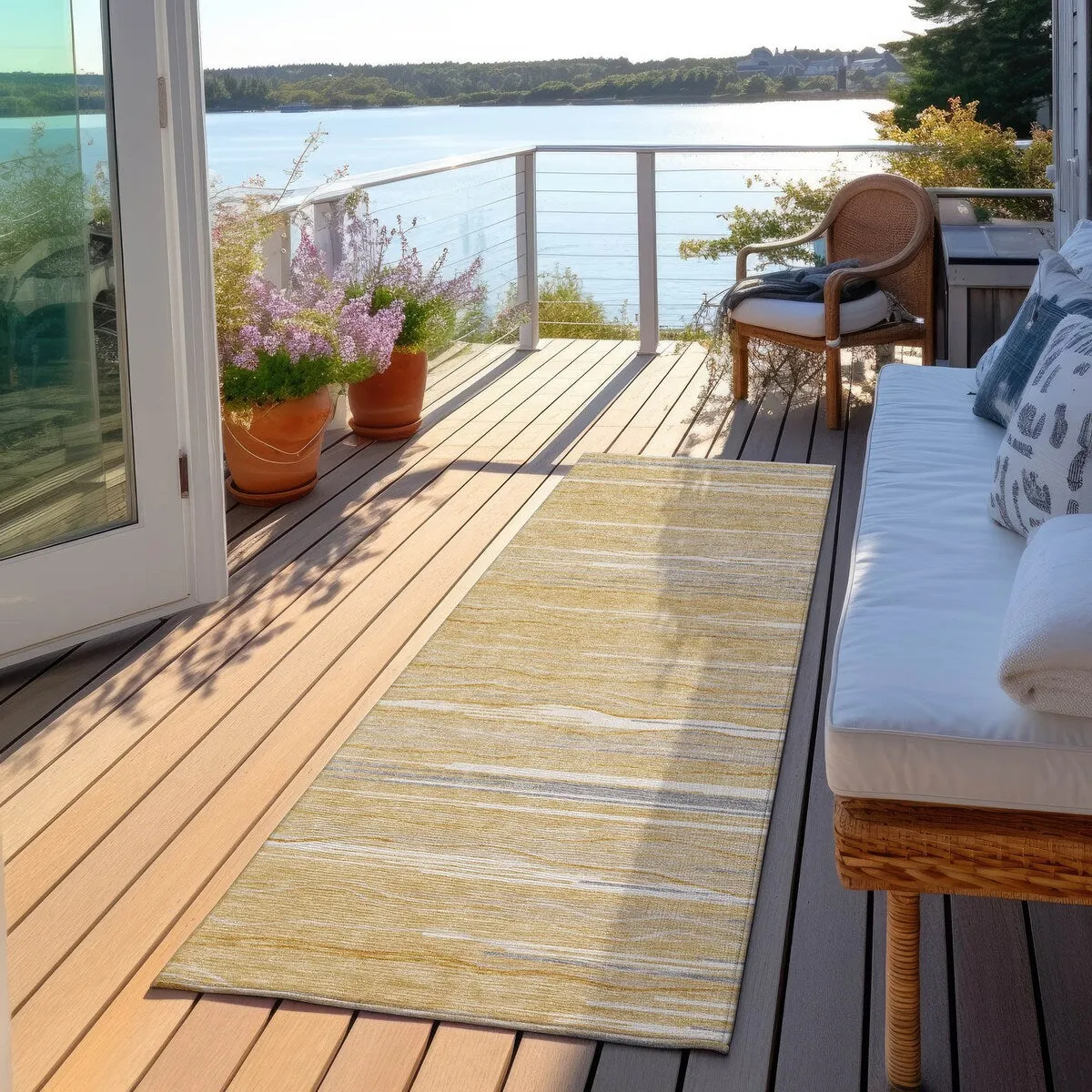 Machine Washable Indoor/ Outdoor Modern Stripe Chantille Rug