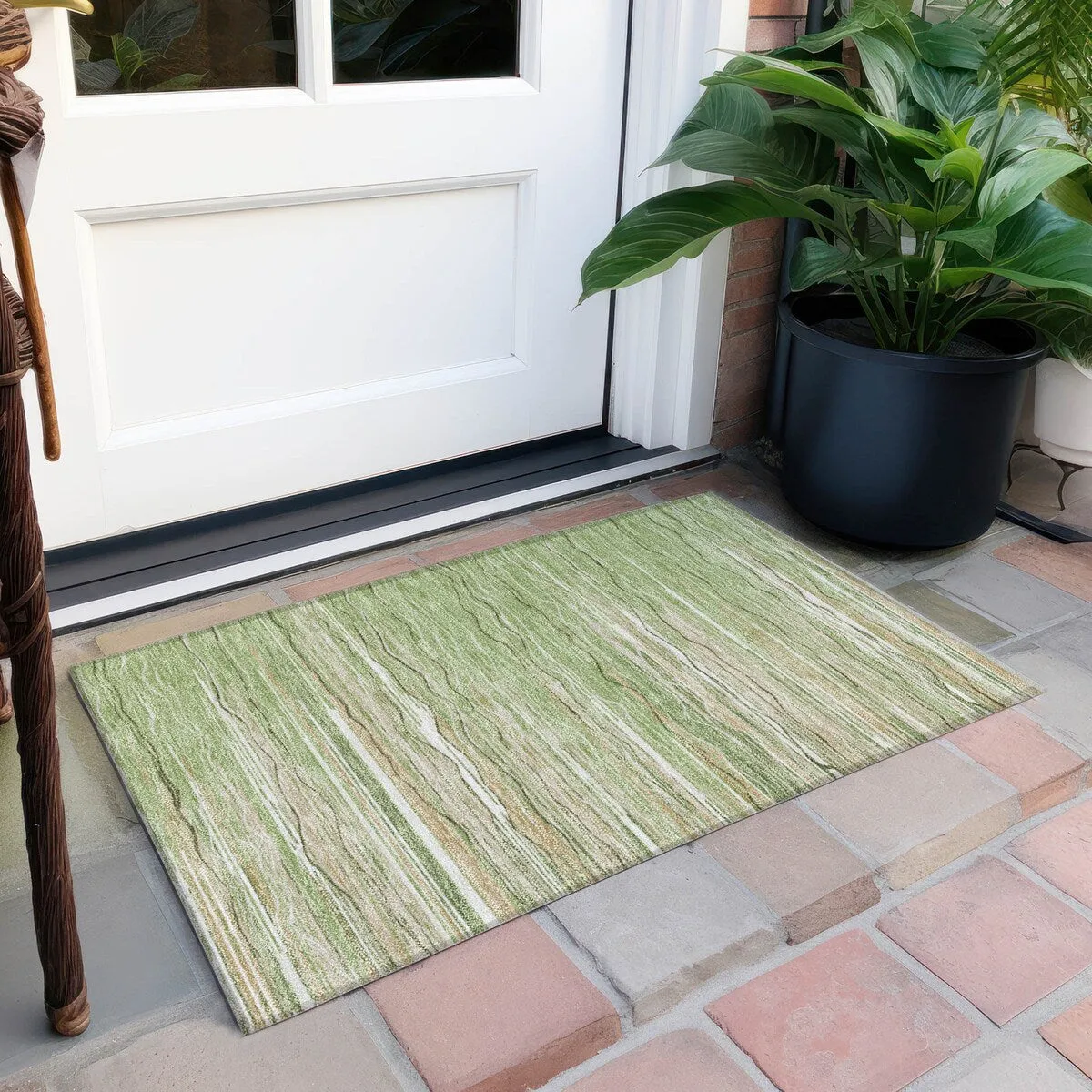 Machine Washable Indoor/ Outdoor Modern Stripe Chantille Rug