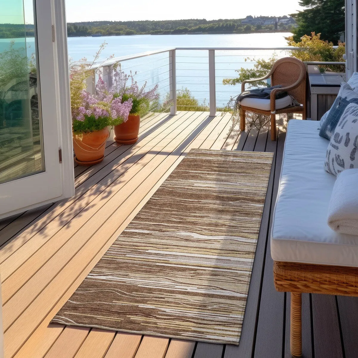 Machine Washable Indoor/ Outdoor Modern Stripe Chantille Rug