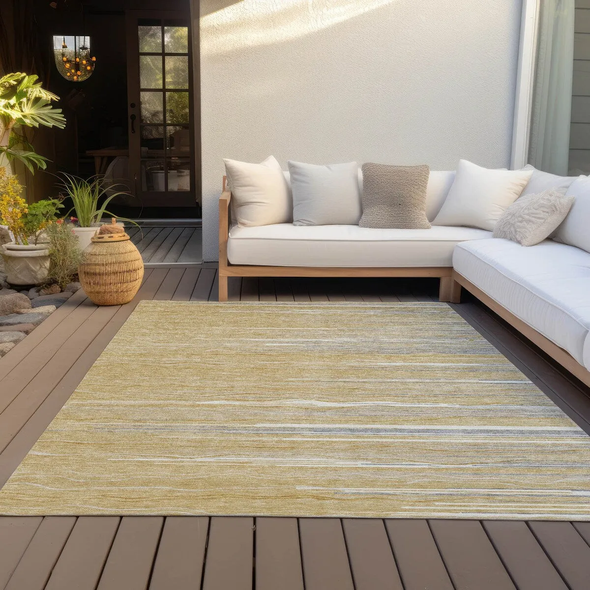 Machine Washable Indoor/ Outdoor Modern Stripe Chantille Rug