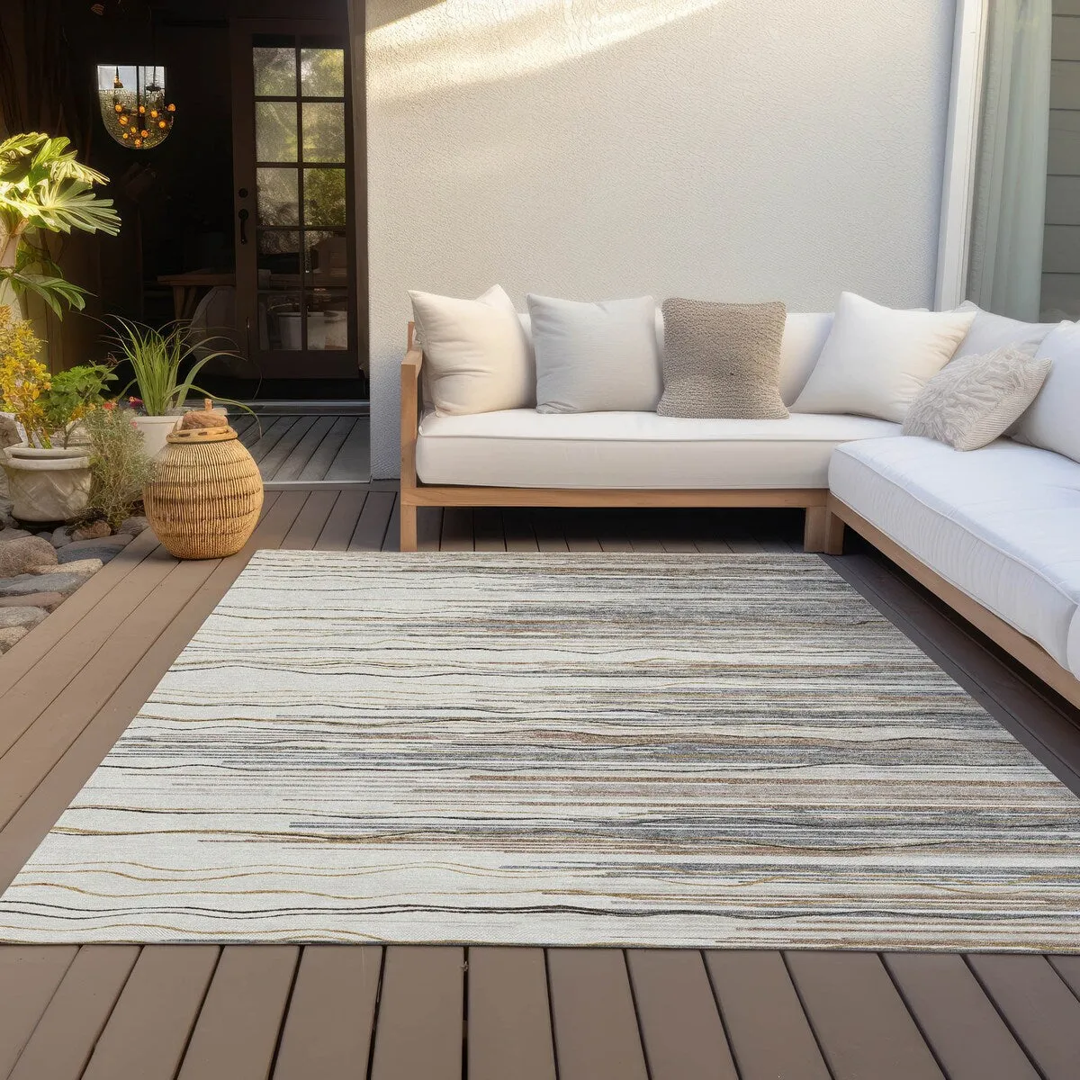 Machine Washable Indoor/ Outdoor Modern Stripe Chantille Rug