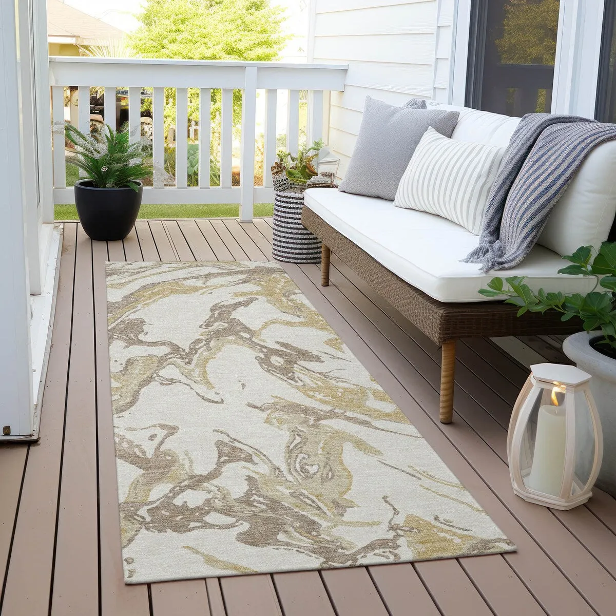 Machine Washable Indoor/ Outdoor Modern Wave Chantille Rug