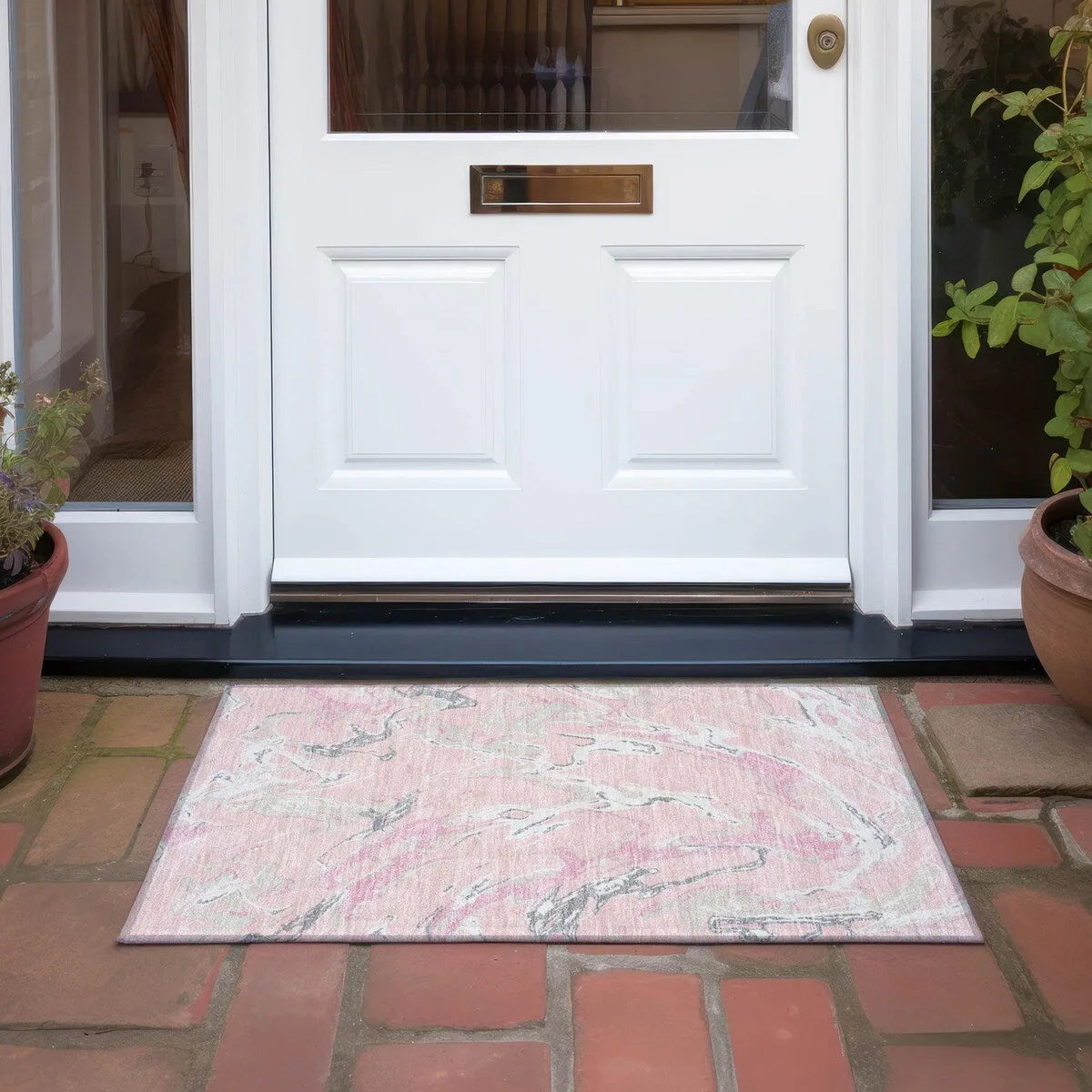 Machine Washable Indoor/ Outdoor Modern Wave Chantille Rug