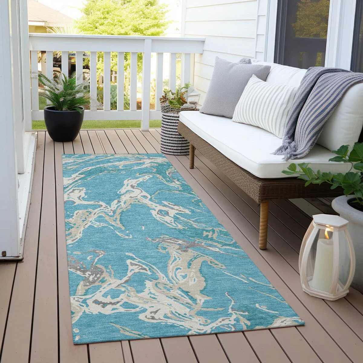 Machine Washable Indoor/ Outdoor Modern Wave Chantille Rug