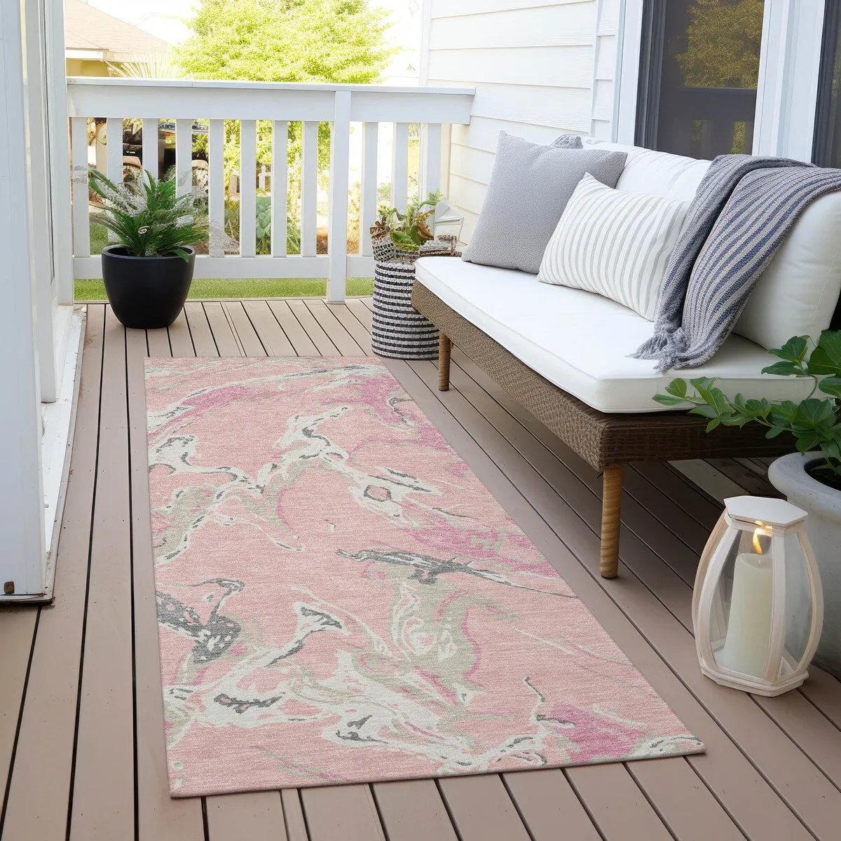 Machine Washable Indoor/ Outdoor Modern Wave Chantille Rug