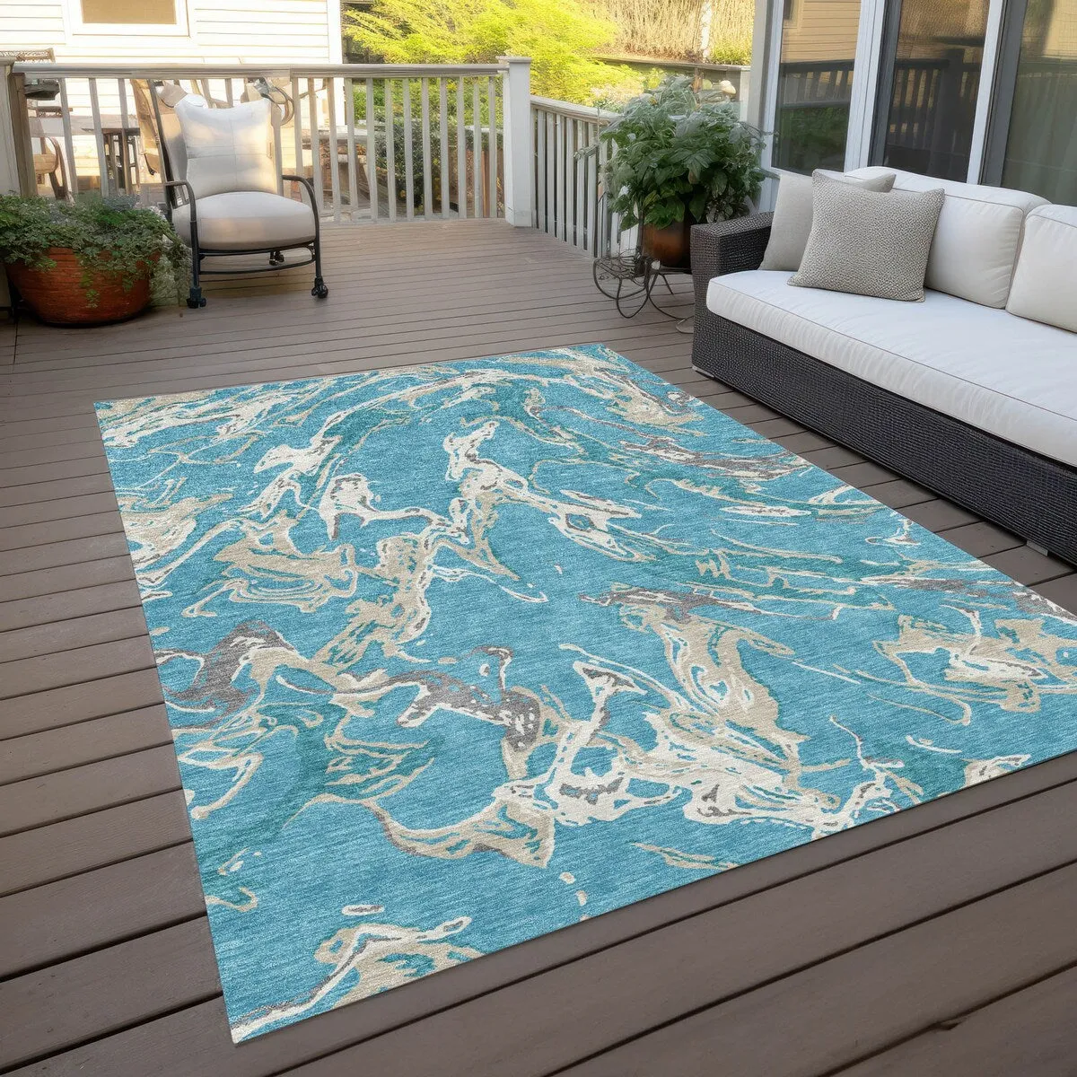 Machine Washable Indoor/ Outdoor Modern Wave Chantille Rug