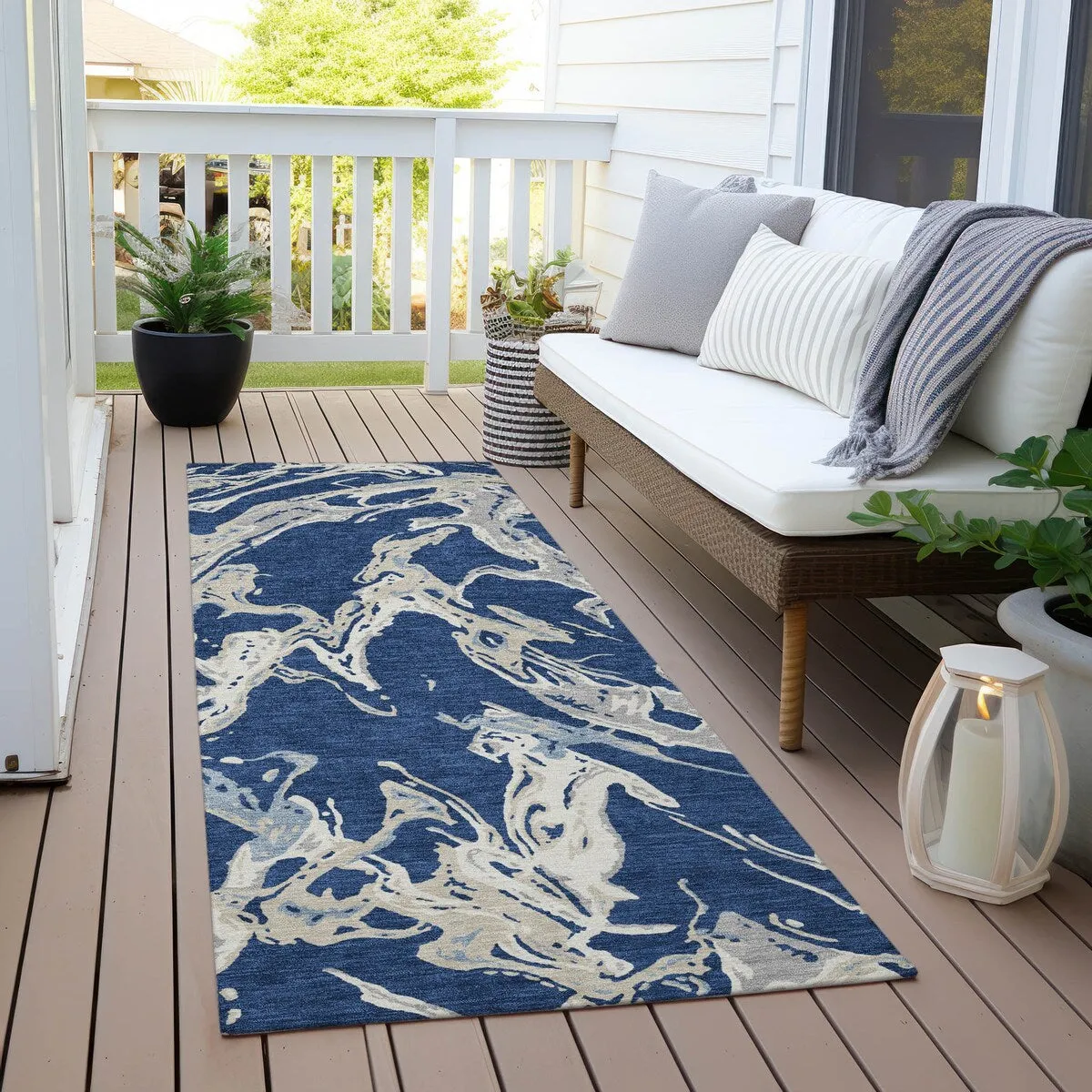 Machine Washable Indoor/ Outdoor Modern Wave Chantille Rug