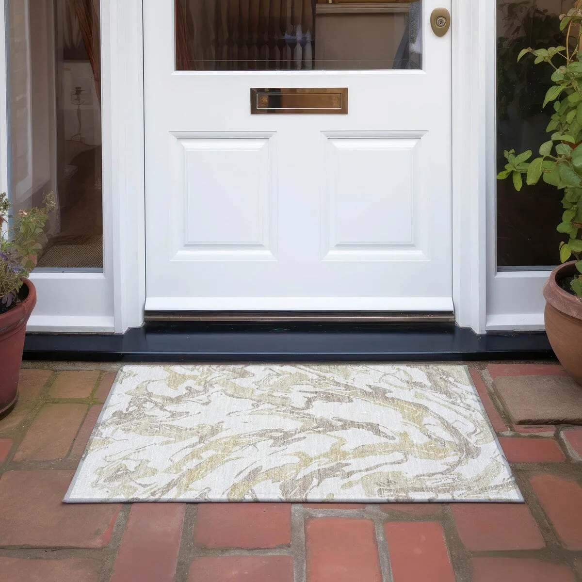 Machine Washable Indoor/ Outdoor Modern Wave Chantille Rug