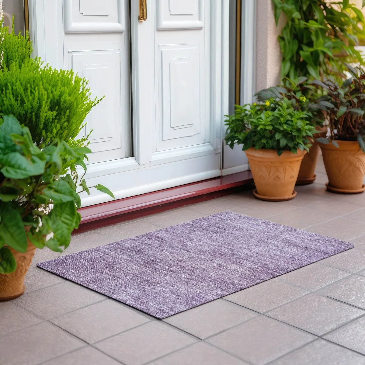 Machine Washable Indoor/ Outdoor Ombre Solid Chantille Rug