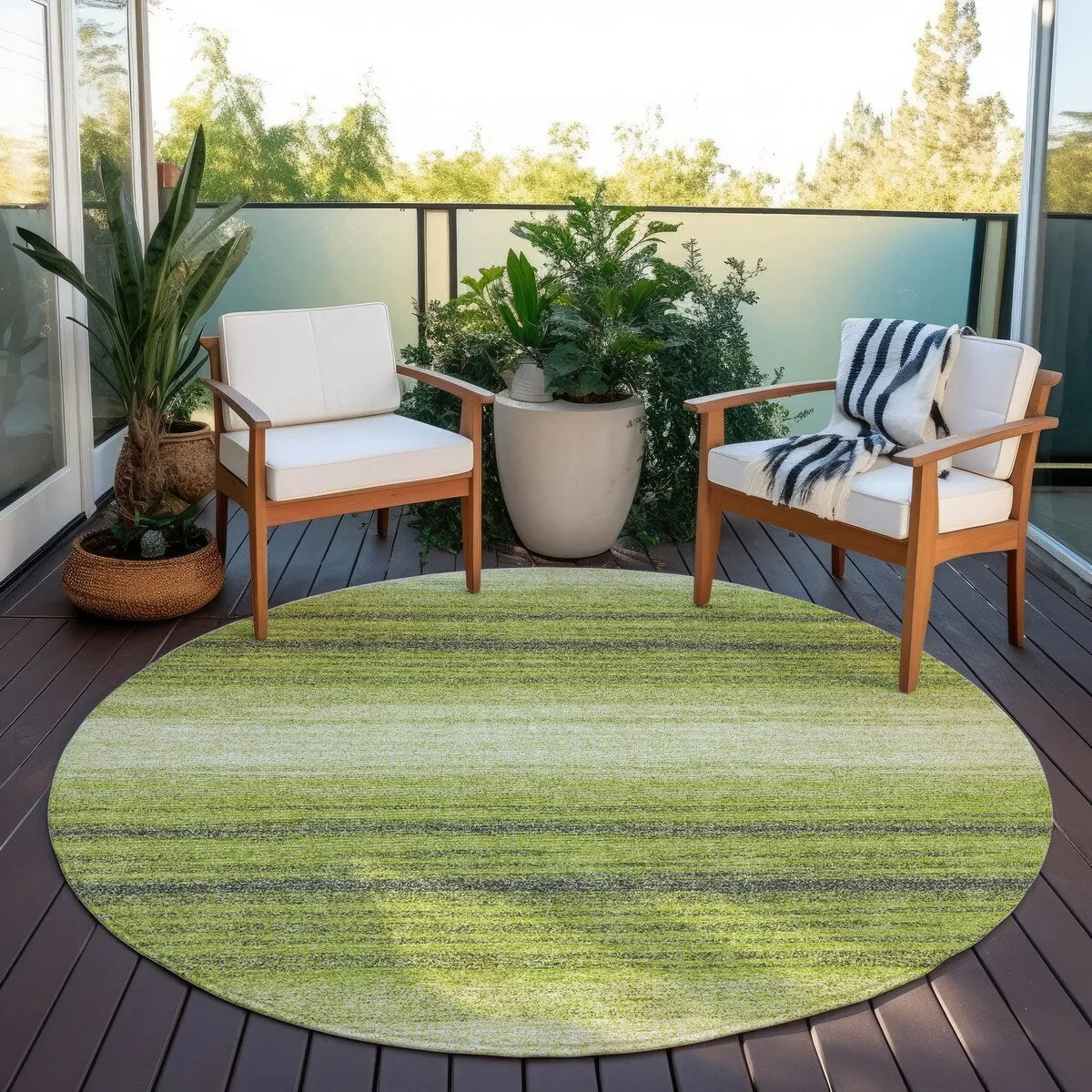 Machine Washable Indoor/ Outdoor Ombre Stripe Chantille Rug