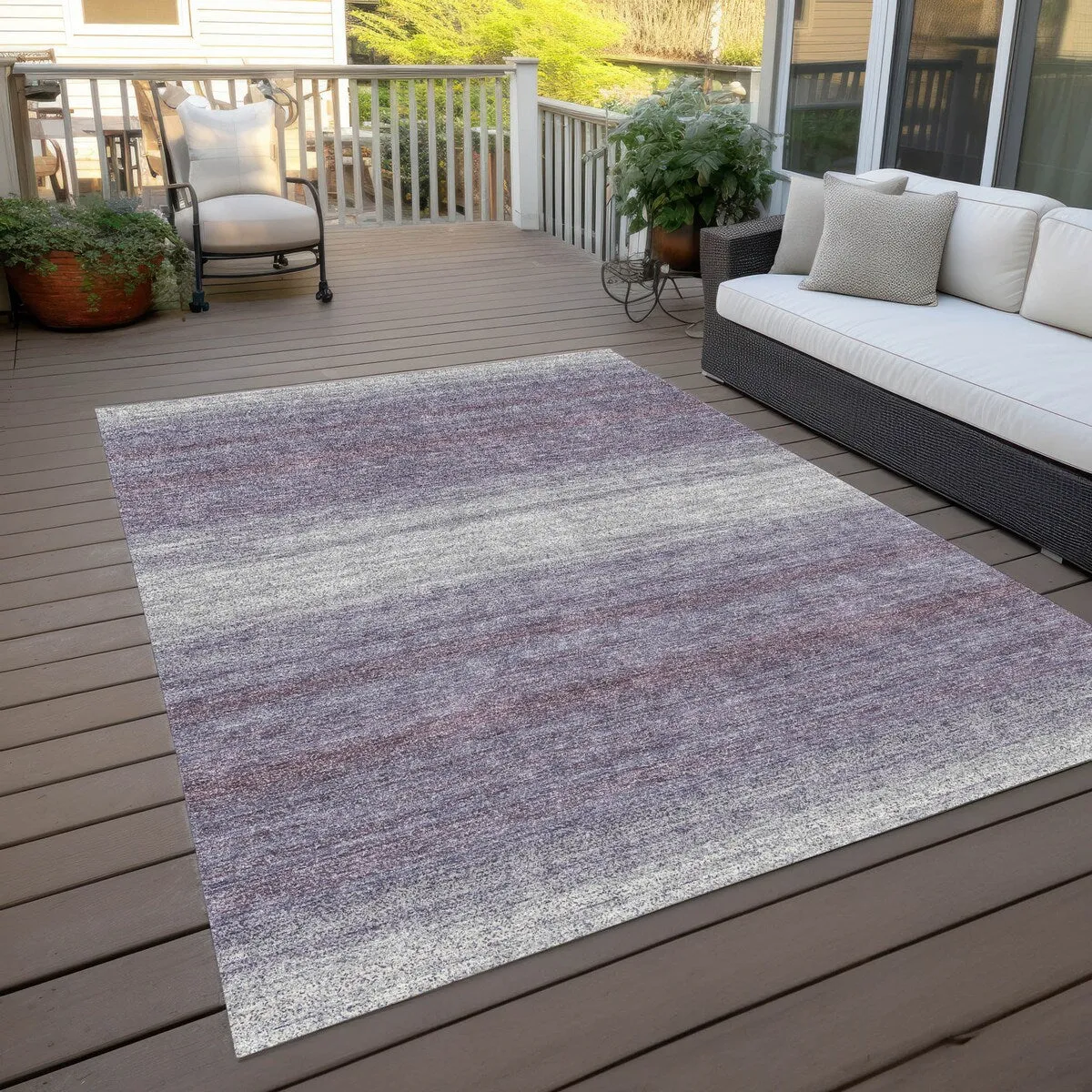 Machine Washable Indoor/ Outdoor Ombre Stripe Chantille Rug