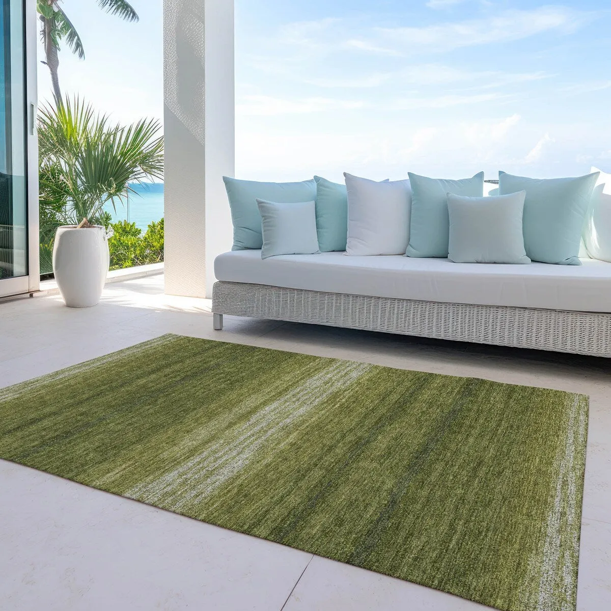 Machine Washable Indoor/ Outdoor Ombre Stripe Chantille Rug