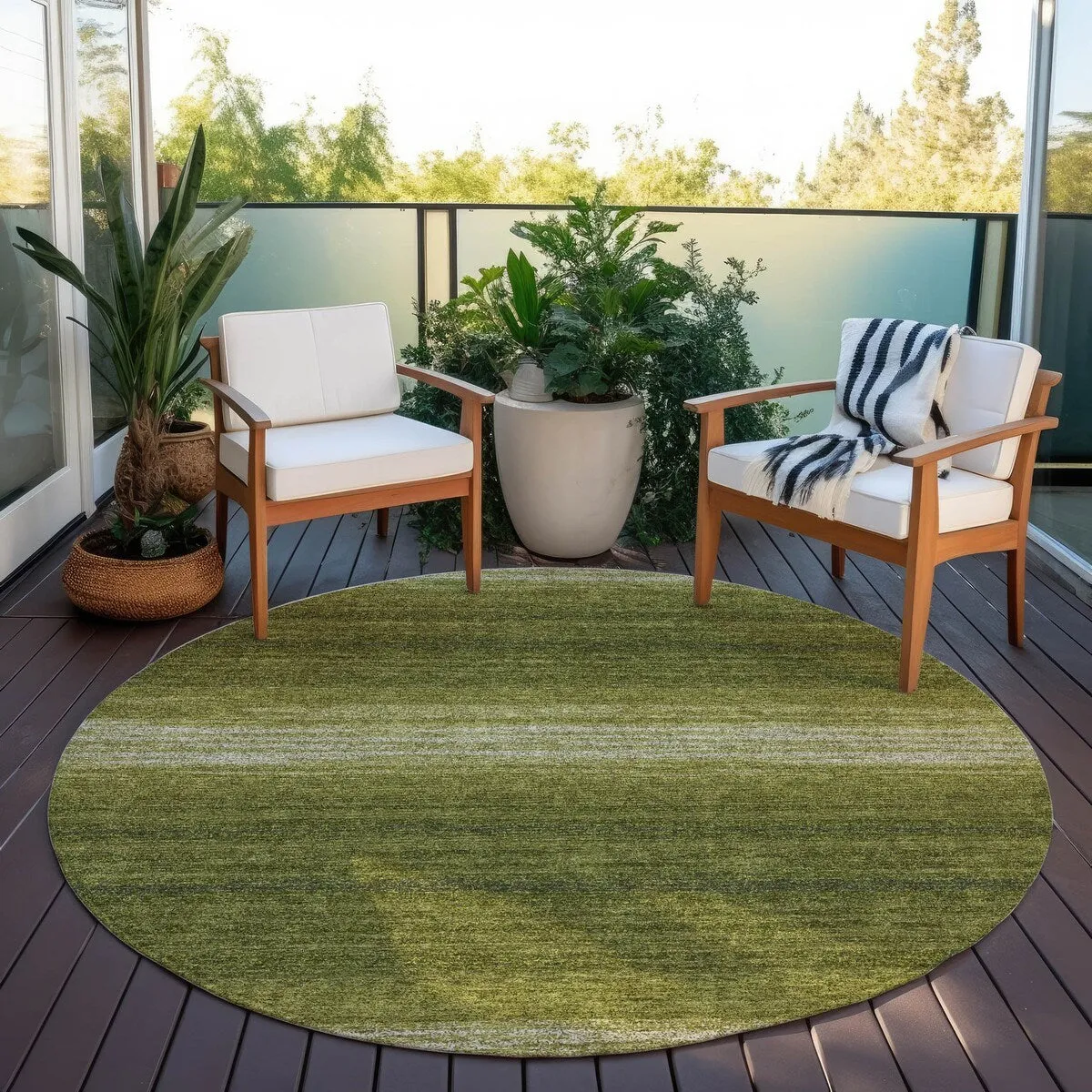 Machine Washable Indoor/ Outdoor Ombre Stripe Chantille Rug