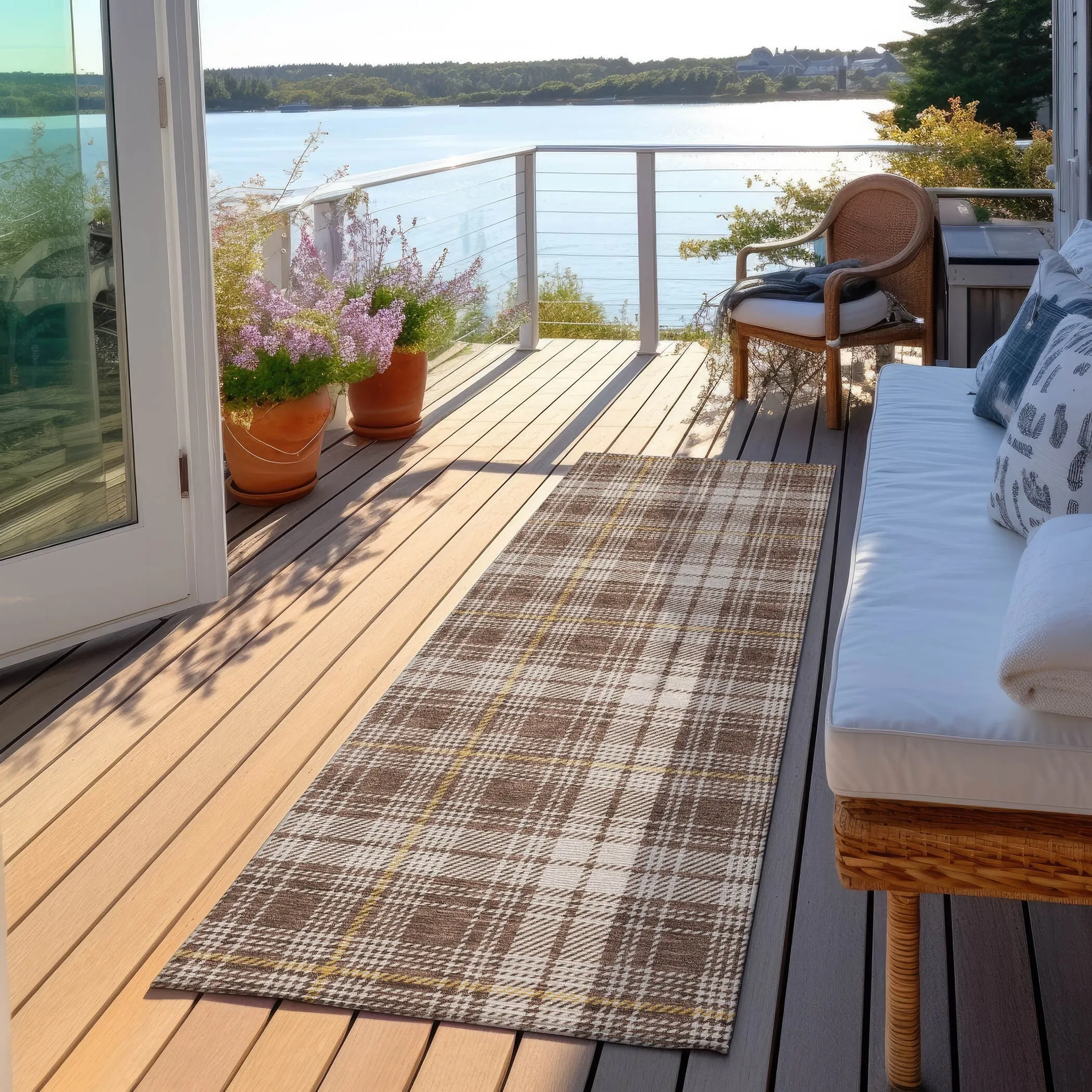 Machine Washable Indoor/ Outdoor Plaid Chantille Rug