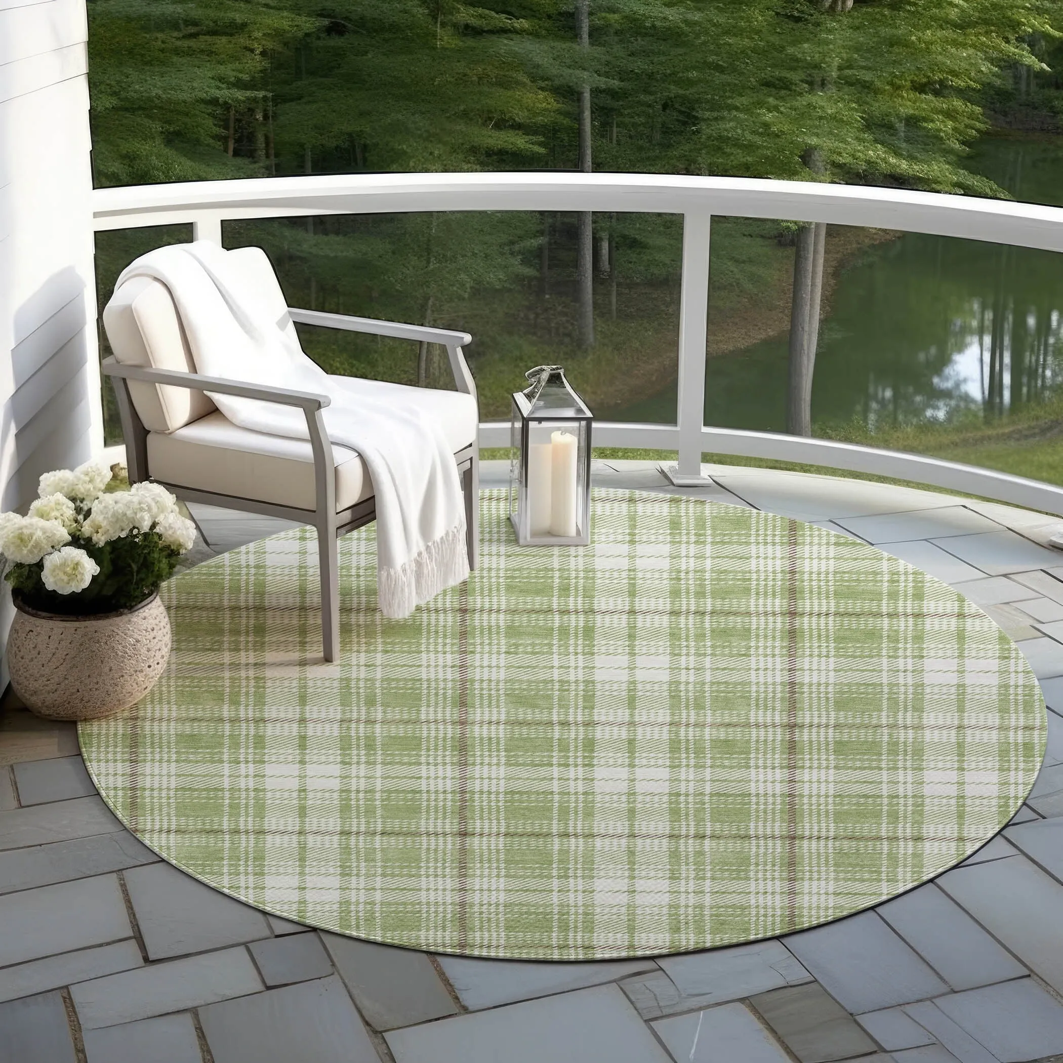 Machine Washable Indoor/ Outdoor Plaid Chantille Rug